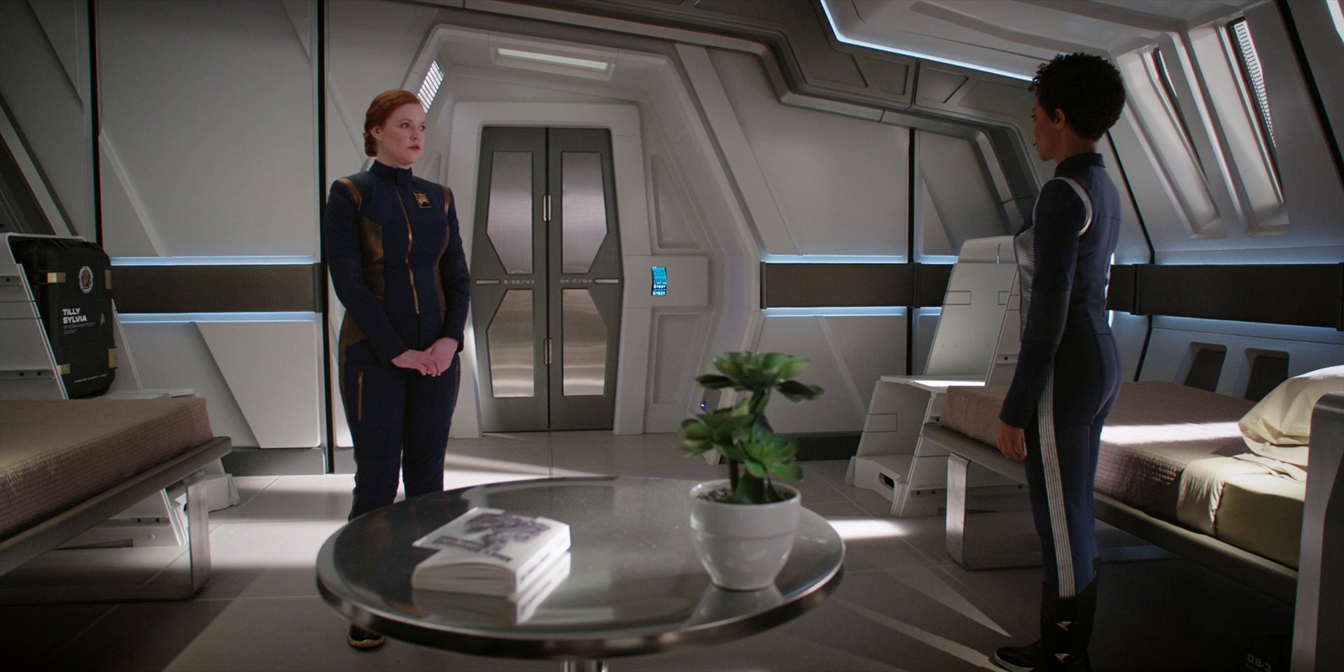 extant_StarTrekDiscovery_1x04-TheButchersKnifeCaresNotForTheLambsCry_0371.jpg