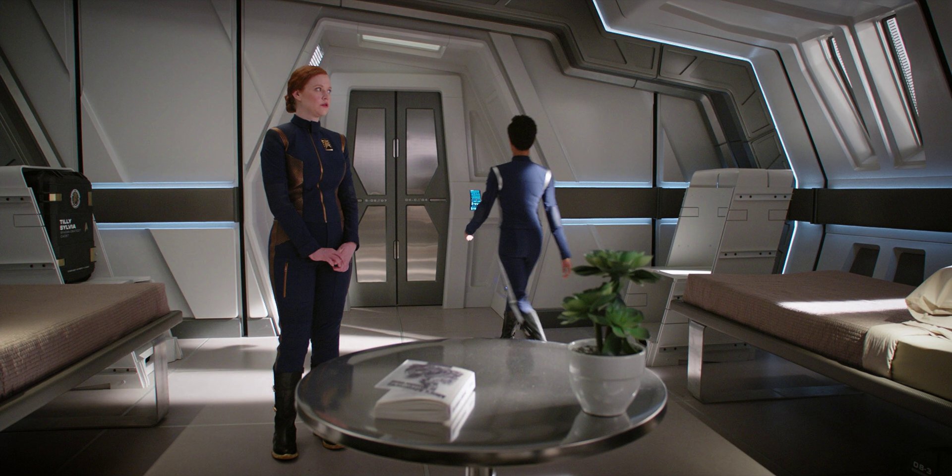 extant_StarTrekDiscovery_1x04-TheButchersKnifeCaresNotForTheLambsCry_0376.jpg