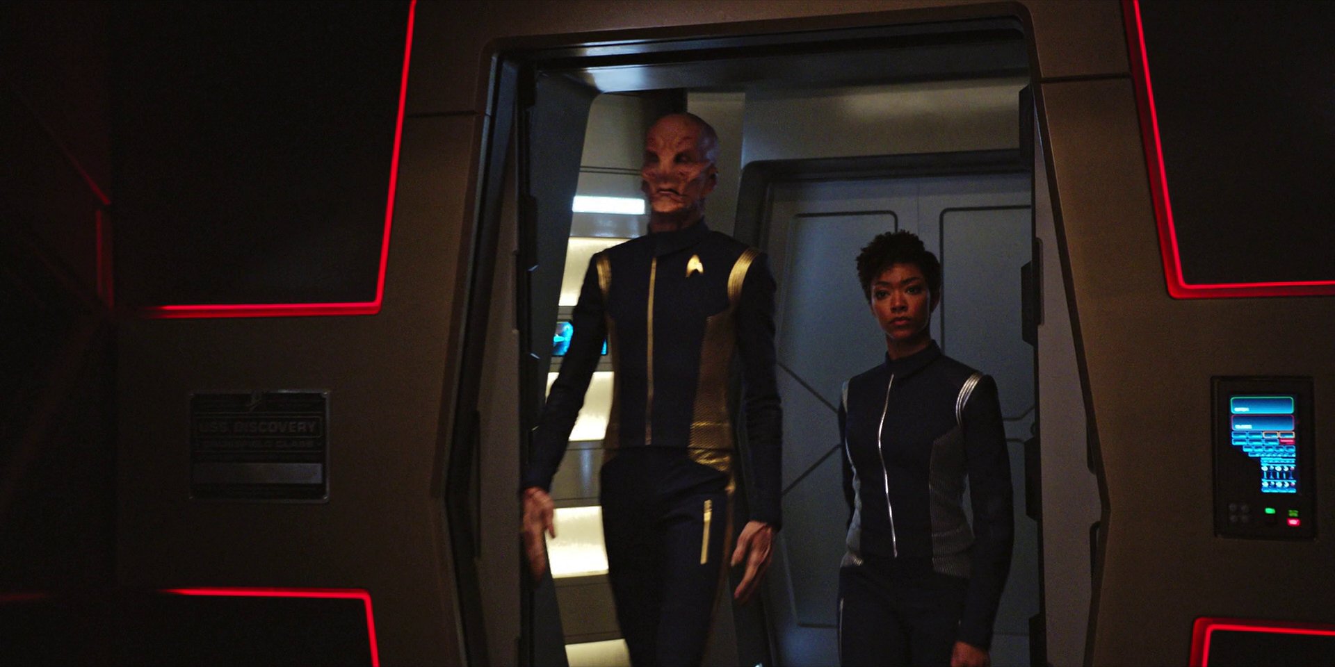 extant_StarTrekDiscovery_1x04-TheButchersKnifeCaresNotForTheLambsCry_0511.jpg