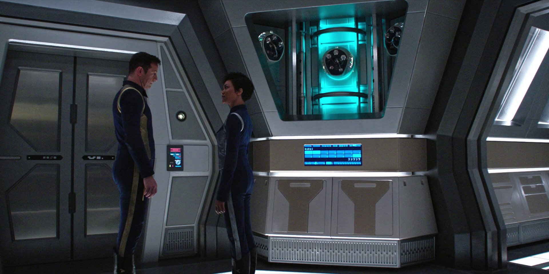 extant_StarTrekDiscovery_1x04-TheButchersKnifeCaresNotForTheLambsCry_0718.jpg