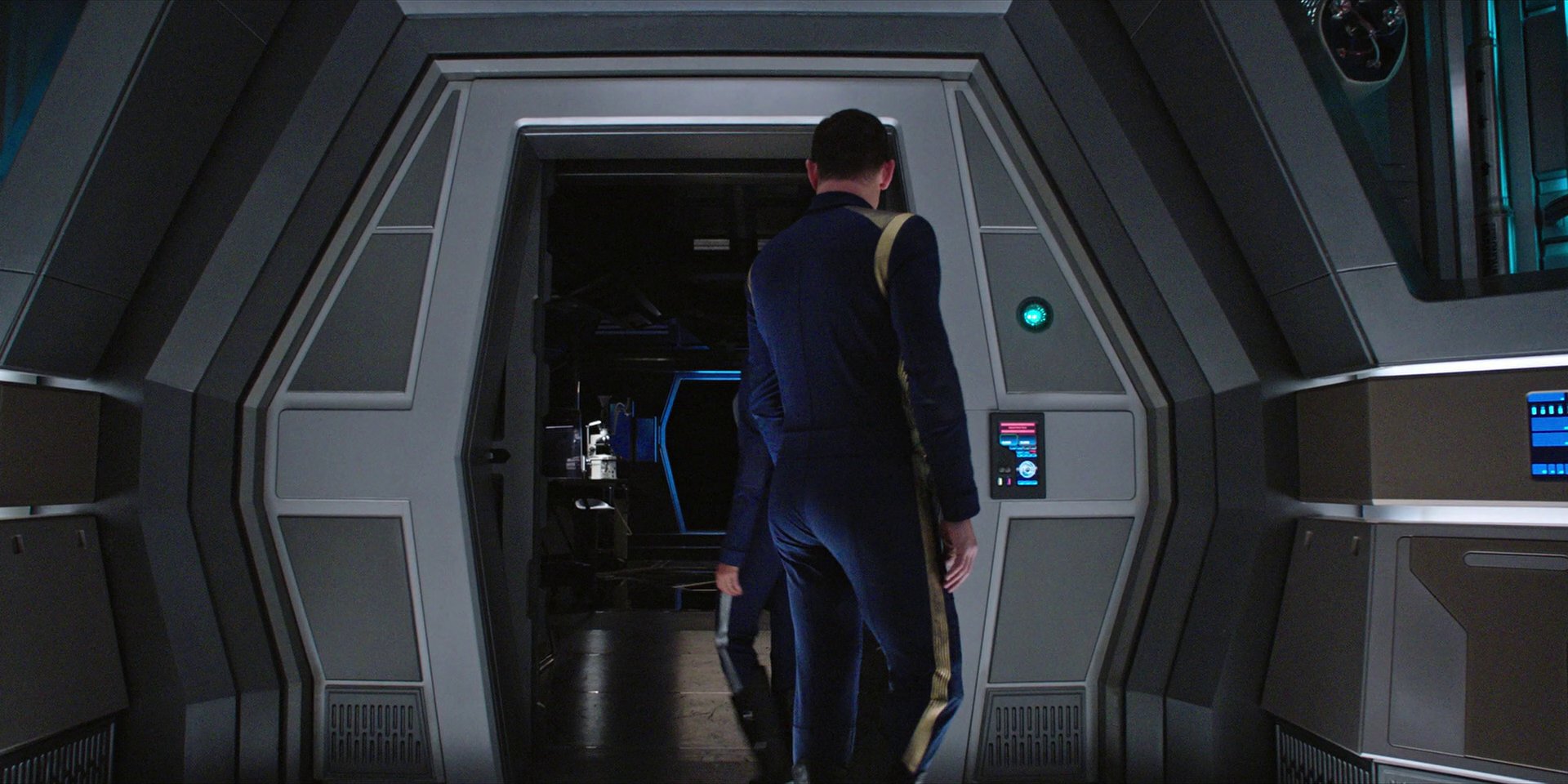 extant_StarTrekDiscovery_1x04-TheButchersKnifeCaresNotForTheLambsCry_0726.jpg