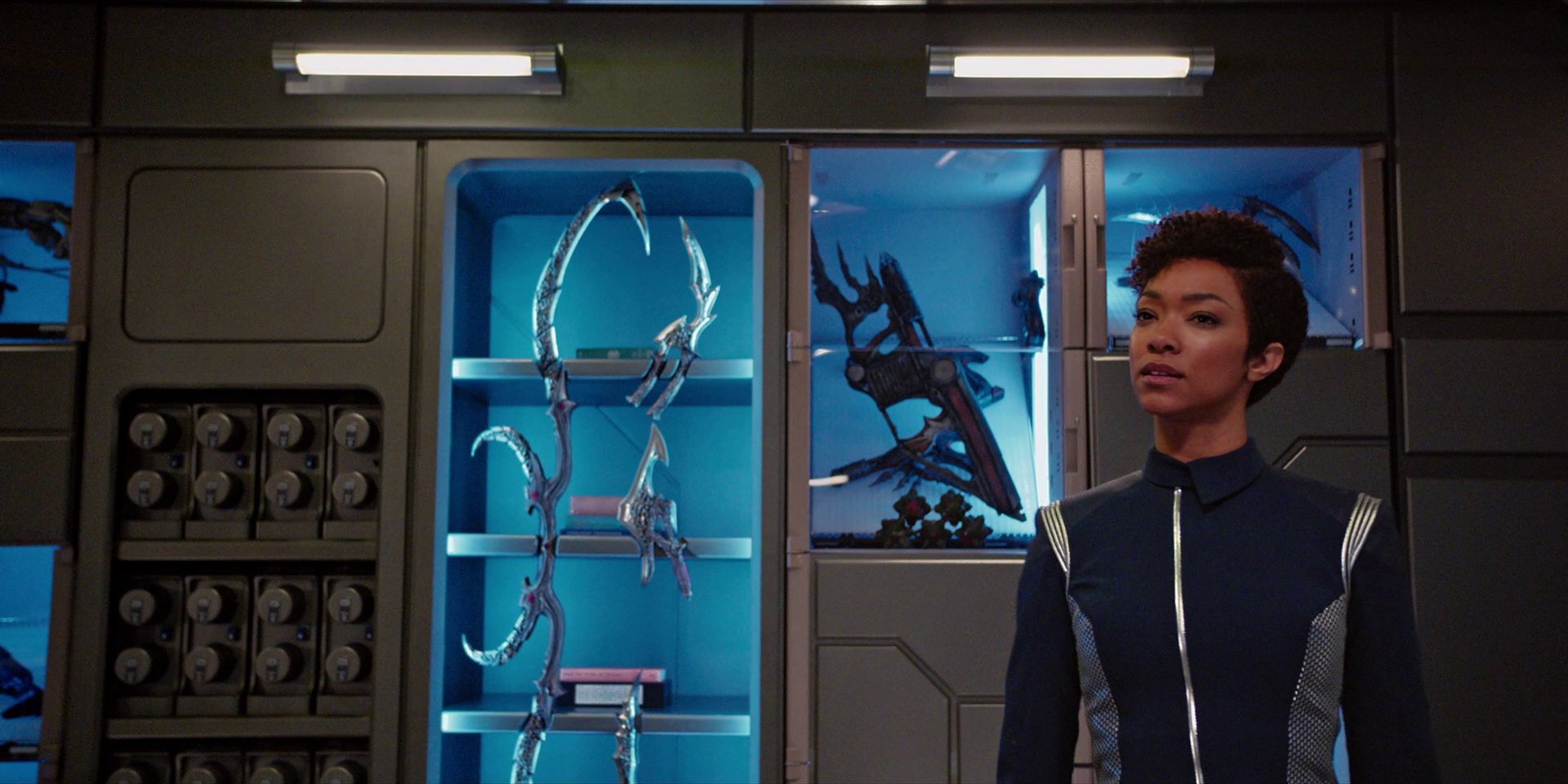 extant_StarTrekDiscovery_1x04-TheButchersKnifeCaresNotForTheLambsCry_0753.jpg