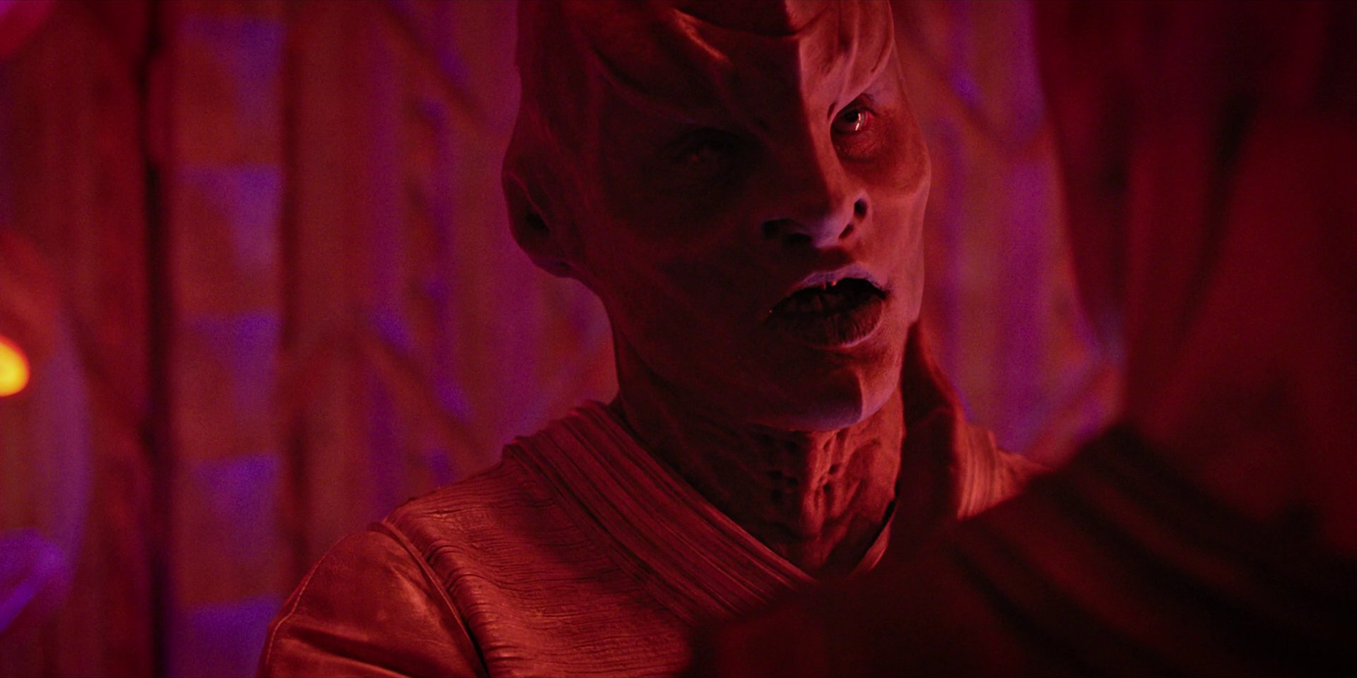 extant_StarTrekDiscovery_1x04-TheButchersKnifeCaresNotForTheLambsCry_1358.jpg