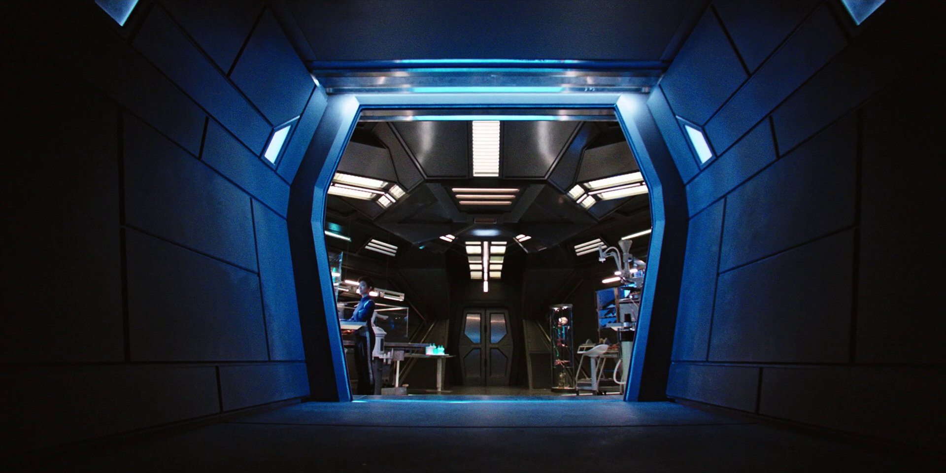 extant_StarTrekDiscovery_1x04-TheButchersKnifeCaresNotForTheLambsCry_1405.jpg