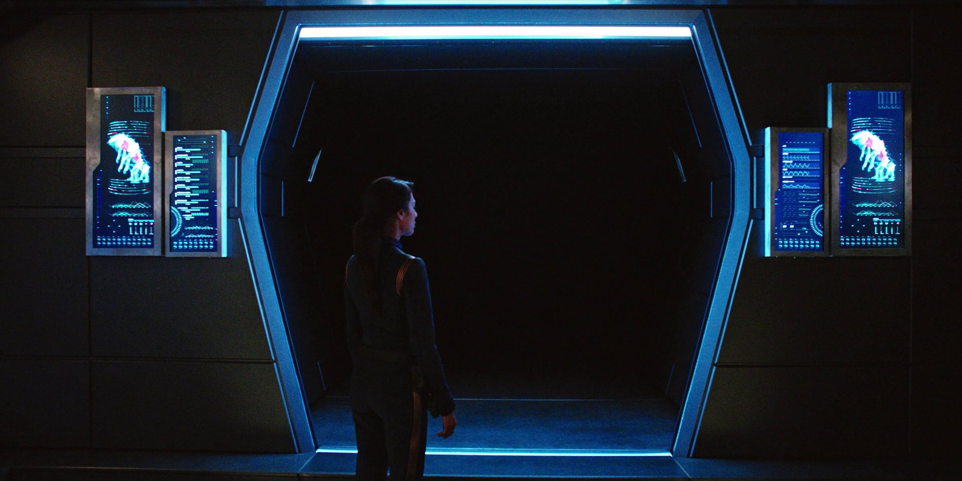 extant_StarTrekDiscovery_1x04-TheButchersKnifeCaresNotForTheLambsCry_1462.jpg