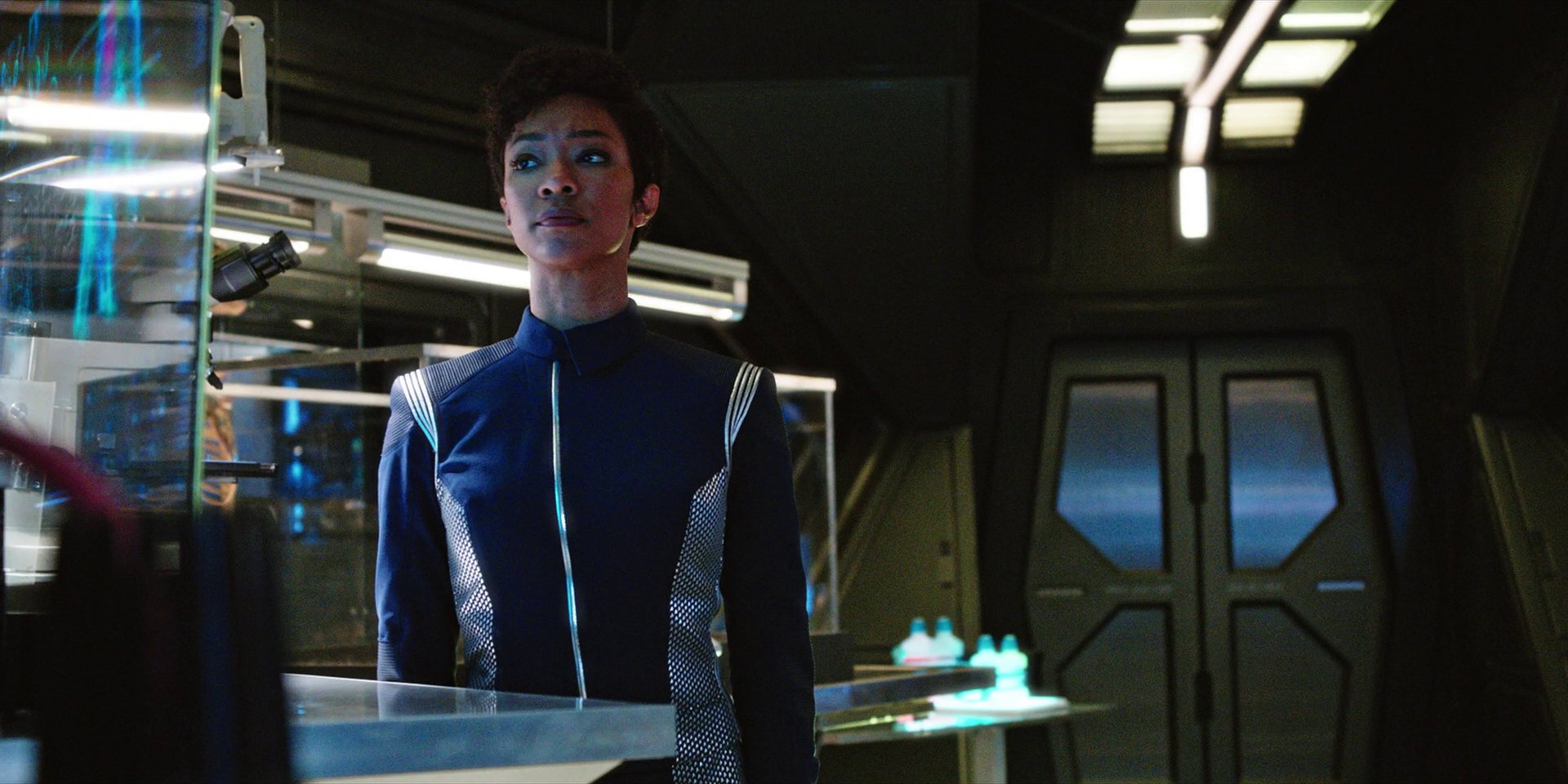 extant_StarTrekDiscovery_1x04-TheButchersKnifeCaresNotForTheLambsCry_1467.jpg