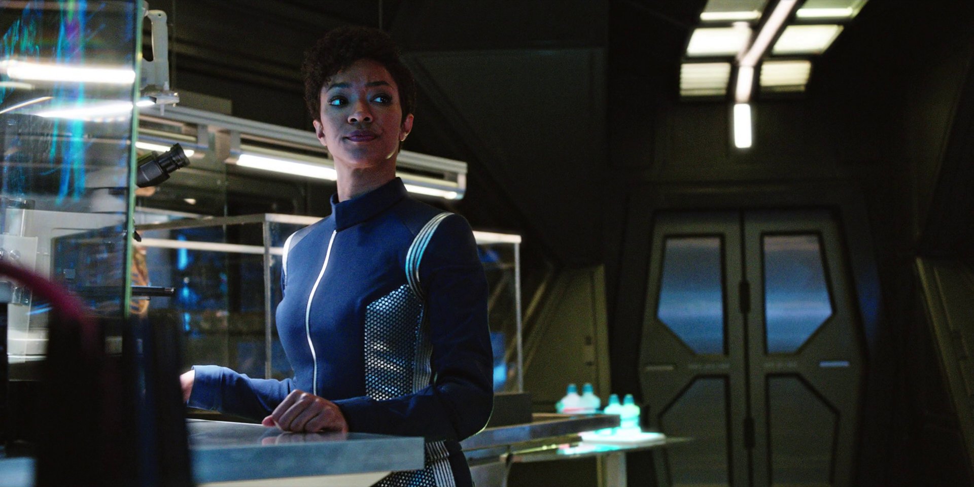 extant_StarTrekDiscovery_1x04-TheButchersKnifeCaresNotForTheLambsCry_1472.jpg
