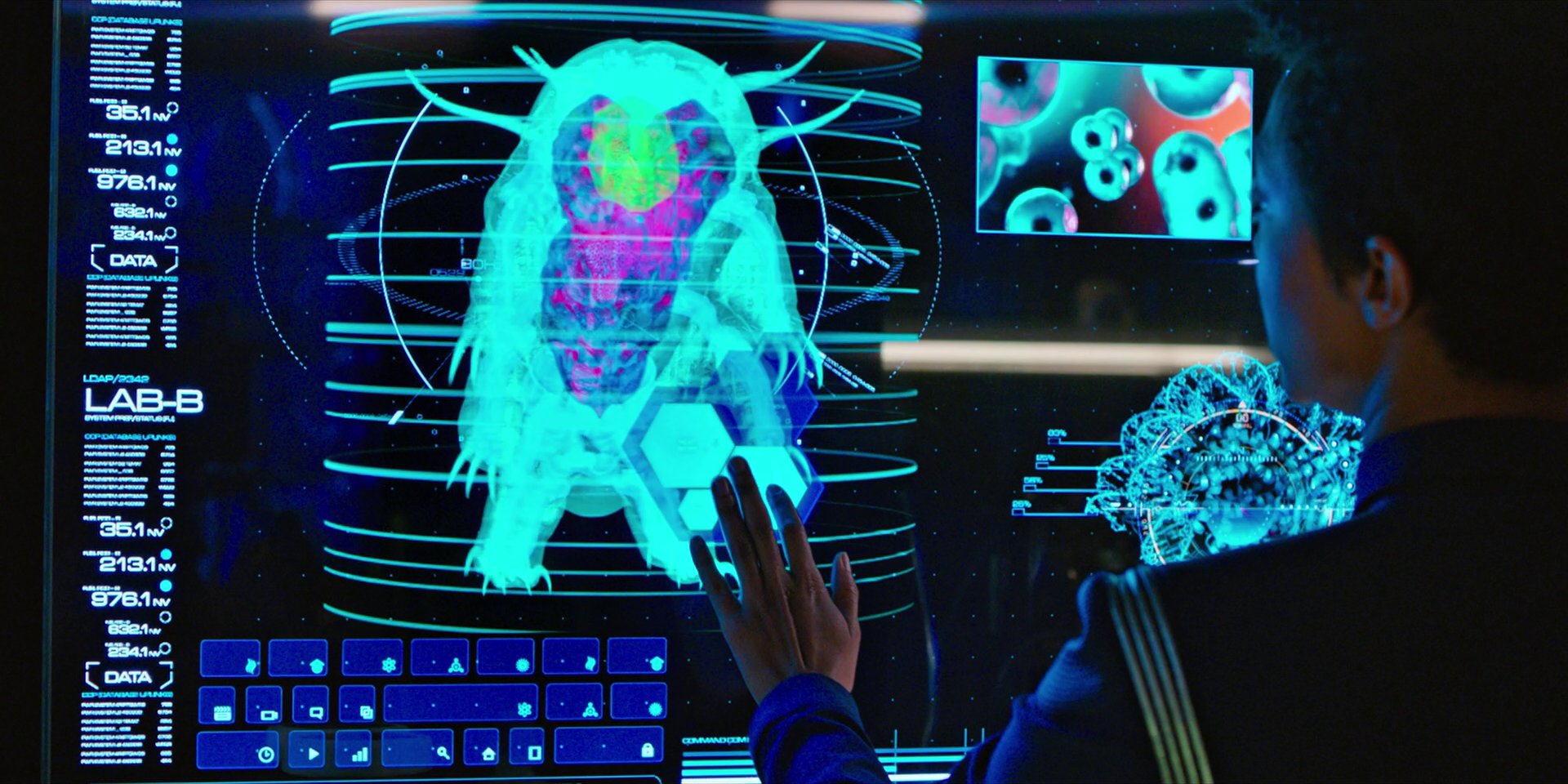 extant_StarTrekDiscovery_1x04-TheButchersKnifeCaresNotForTheLambsCry_1481.jpg