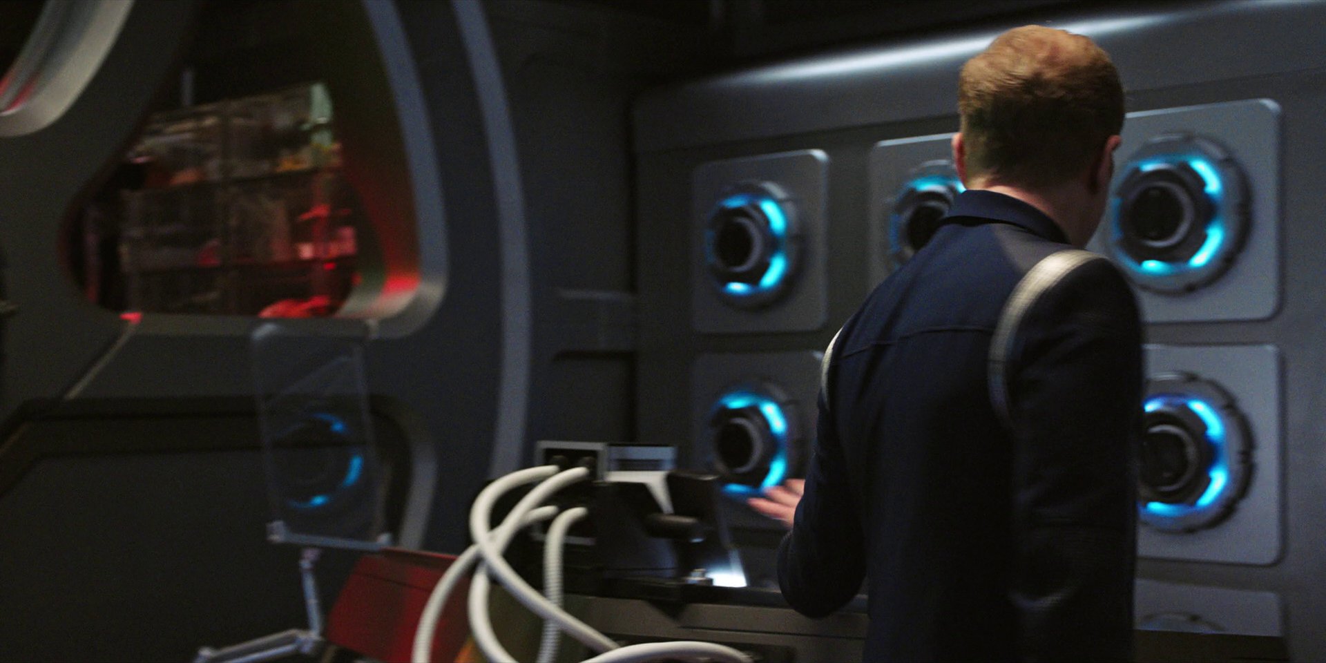 extant_StarTrekDiscovery_1x04-TheButchersKnifeCaresNotForTheLambsCry_1850.jpg