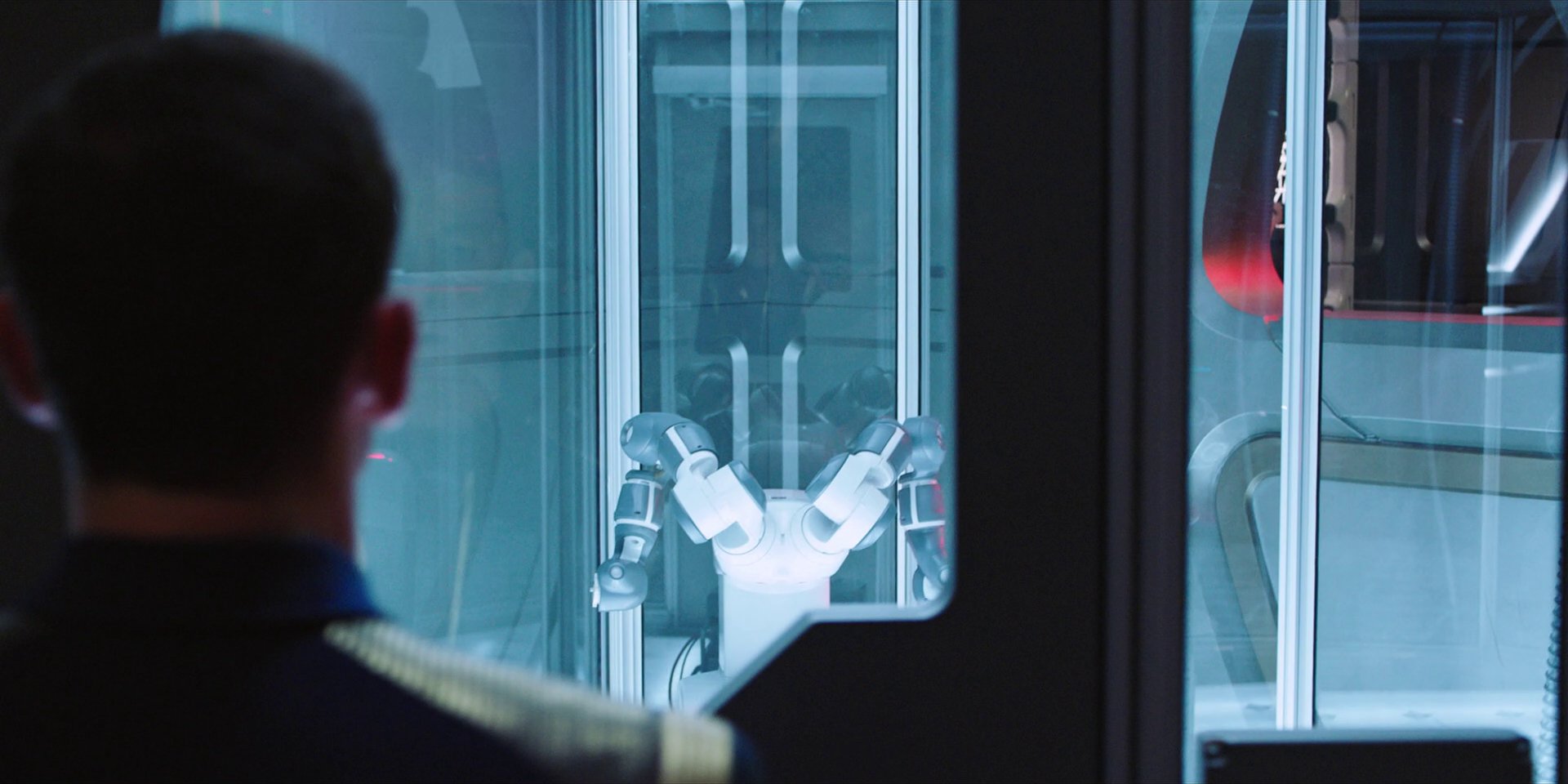extant_StarTrekDiscovery_1x04-TheButchersKnifeCaresNotForTheLambsCry_1907.jpg