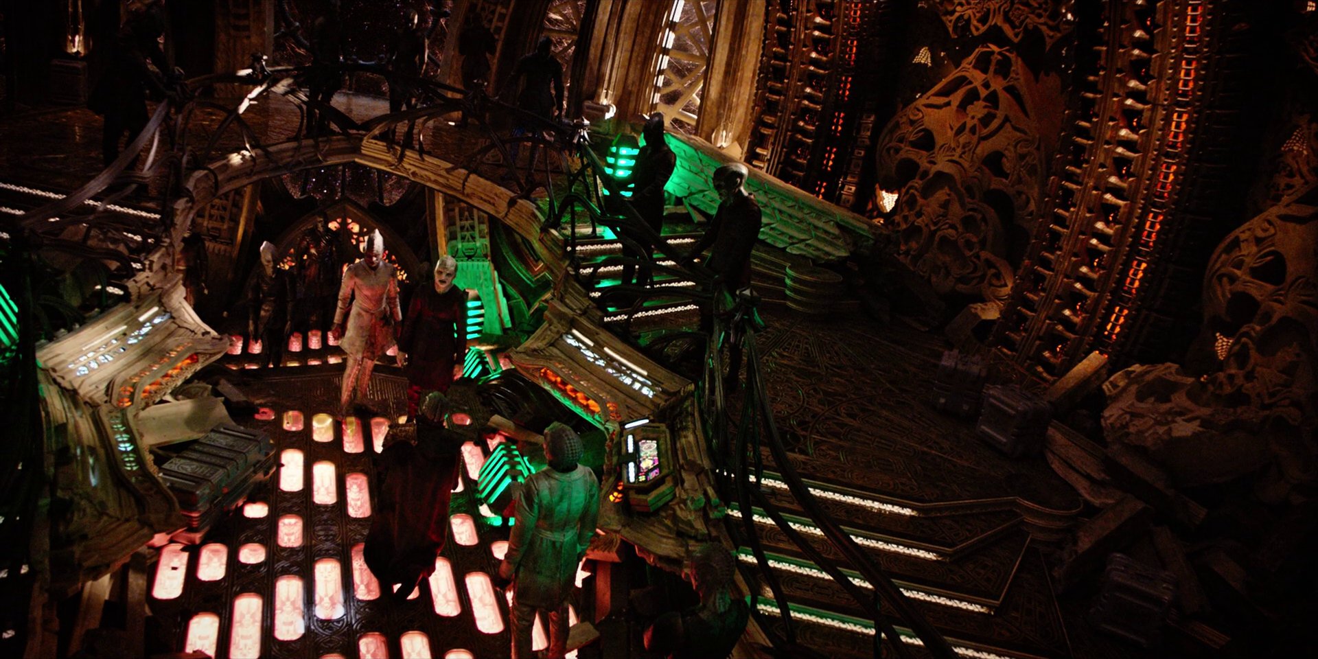 extant_StarTrekDiscovery_1x04-TheButchersKnifeCaresNotForTheLambsCry_1999.jpg