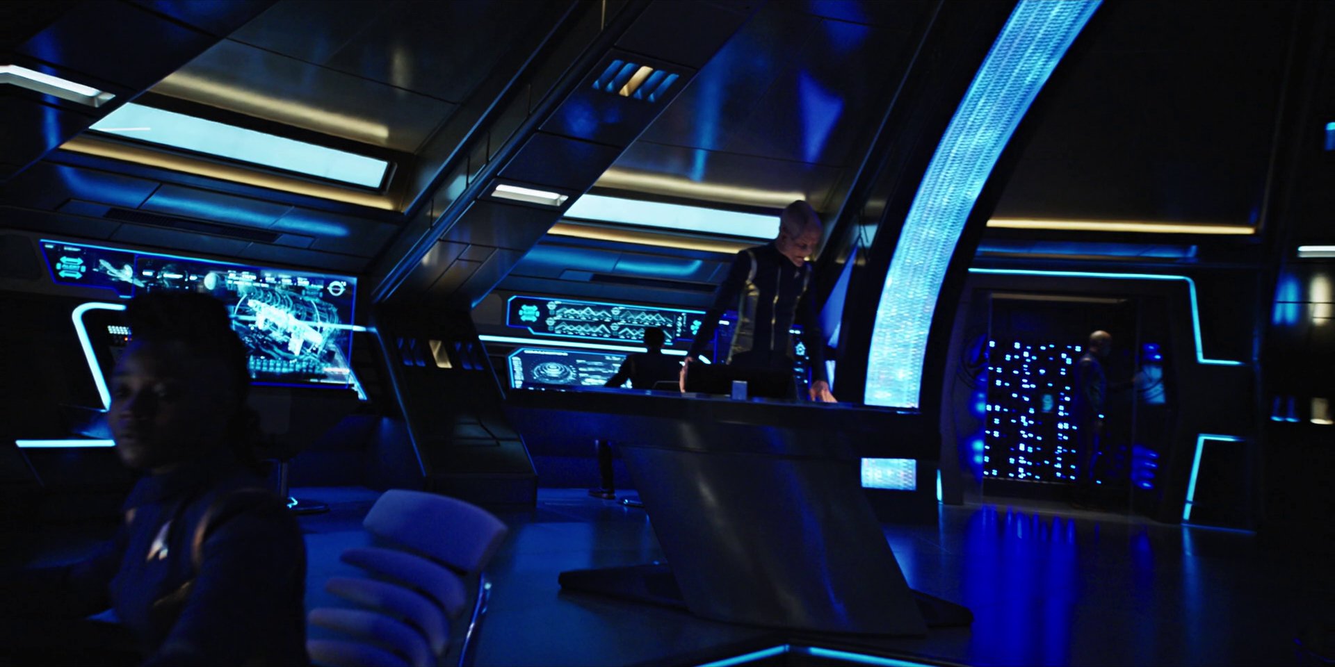 extant_StarTrekDiscovery_1x04-TheButchersKnifeCaresNotForTheLambsCry_2209.jpg