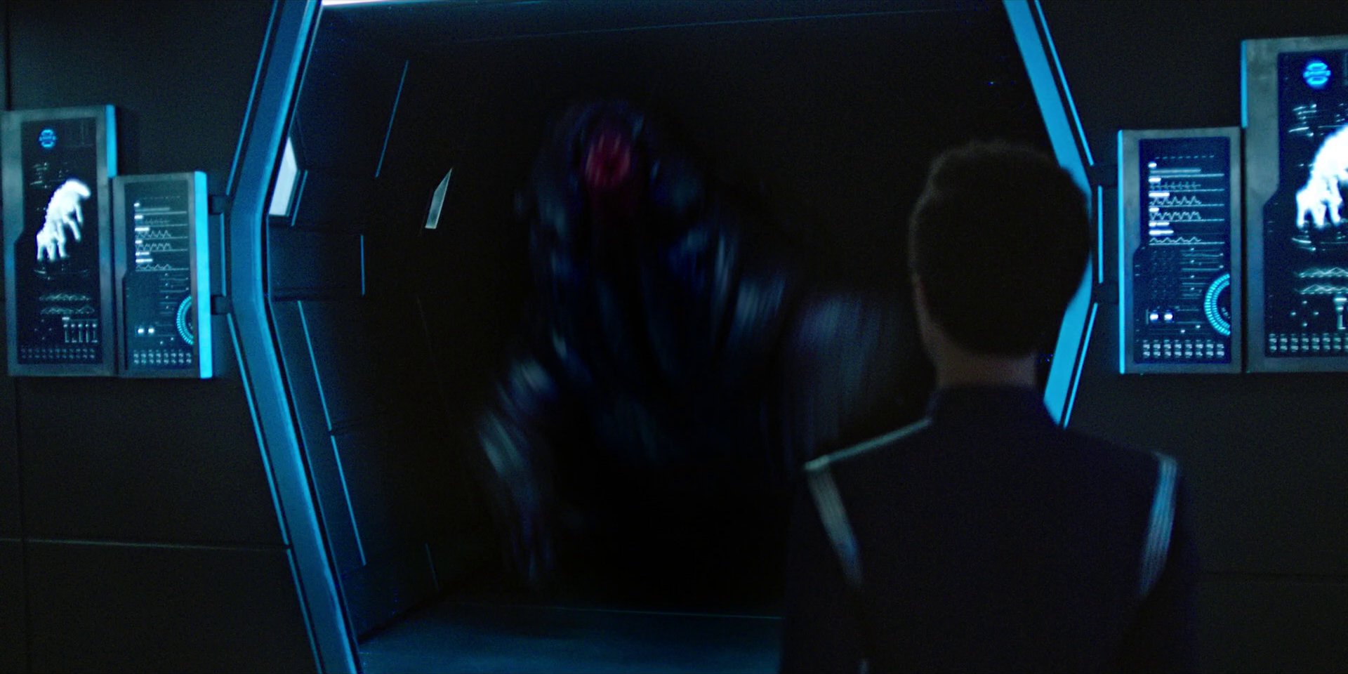 extant_StarTrekDiscovery_1x04-TheButchersKnifeCaresNotForTheLambsCry_2258.jpg