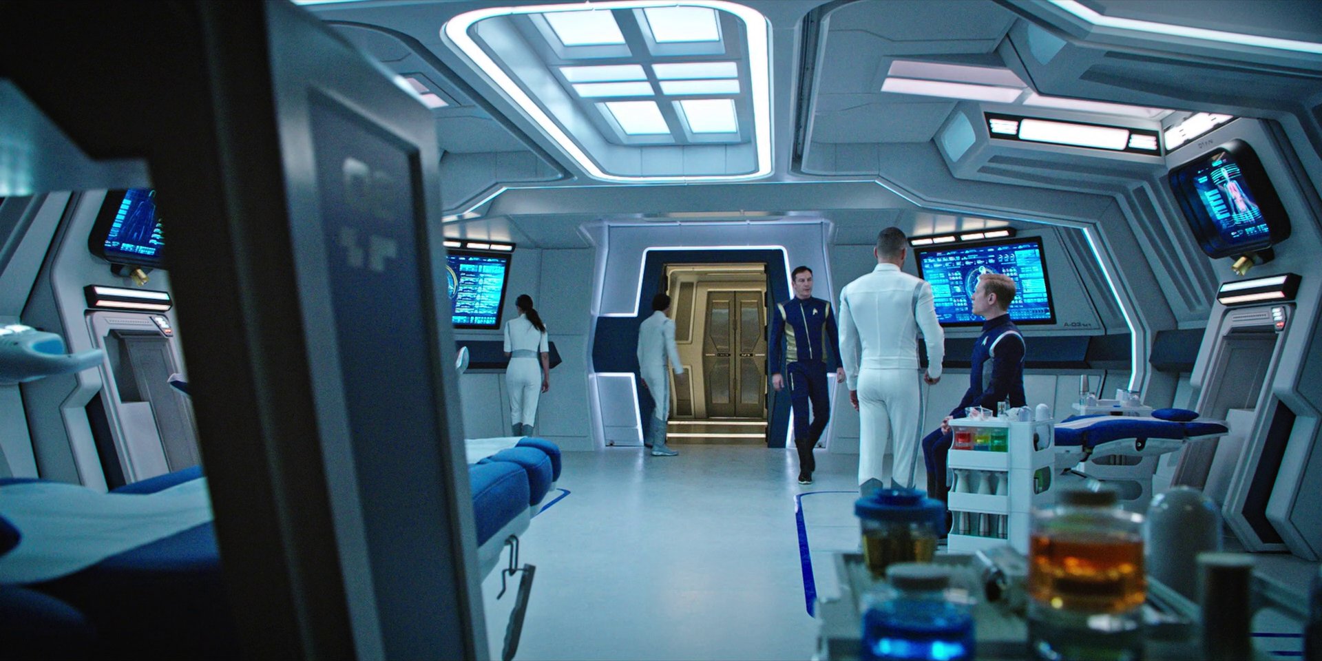 extant_StarTrekDiscovery_1x04-TheButchersKnifeCaresNotForTheLambsCry_2485.jpg