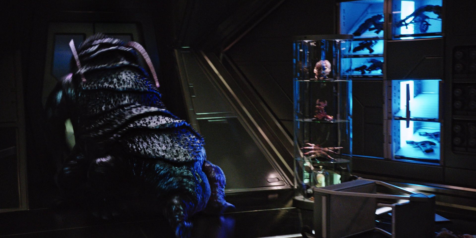extant_StarTrekDiscovery_1x04-TheButchersKnifeCaresNotForTheLambsCry_2801.jpg