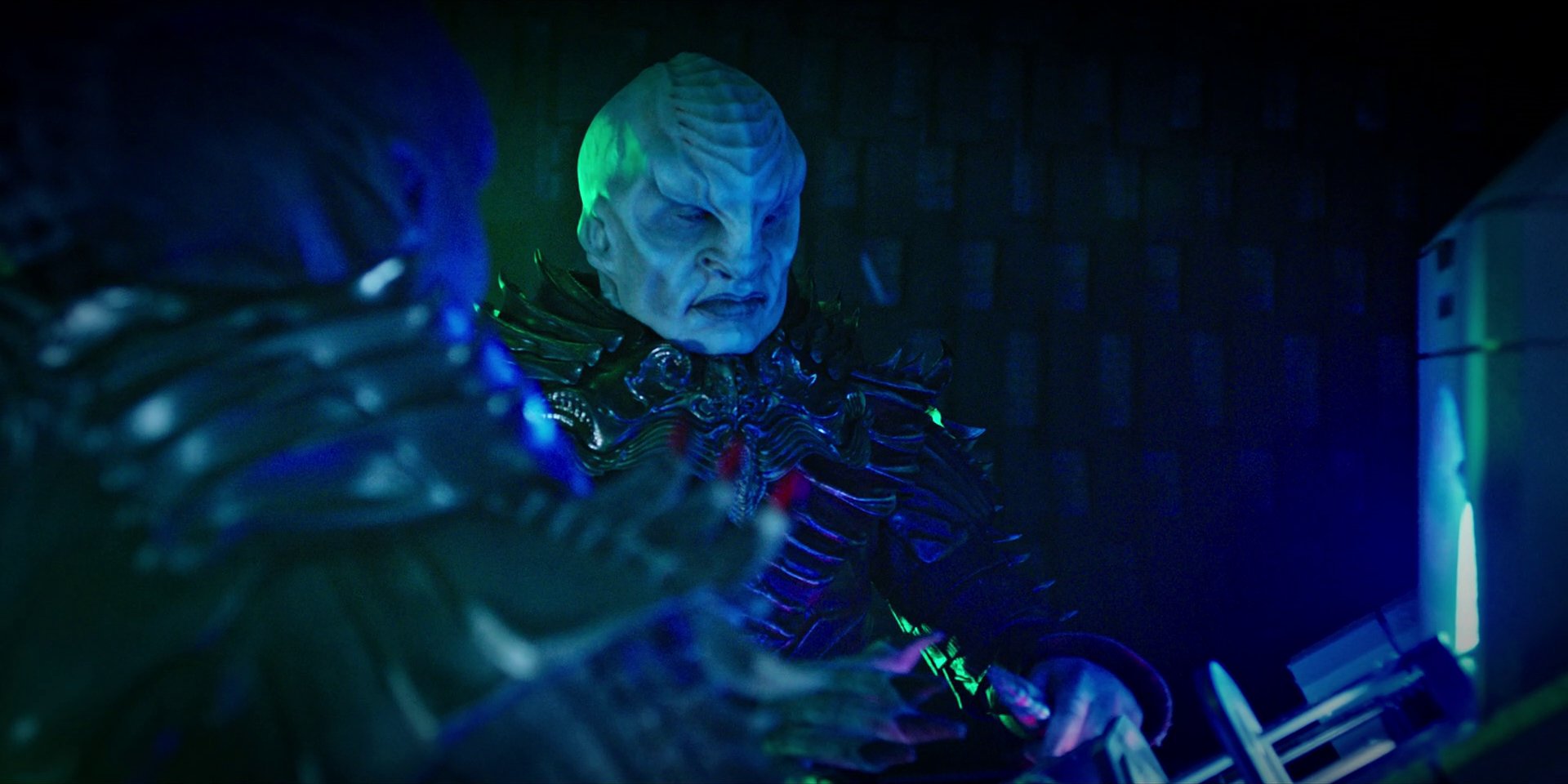 extant_StarTrekDiscovery_1x04-TheButchersKnifeCaresNotForTheLambsCry_3075.jpg