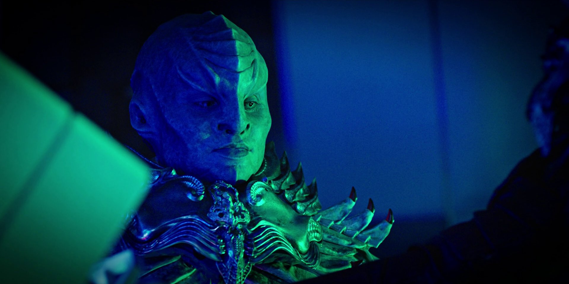 extant_StarTrekDiscovery_1x04-TheButchersKnifeCaresNotForTheLambsCry_3159.jpg