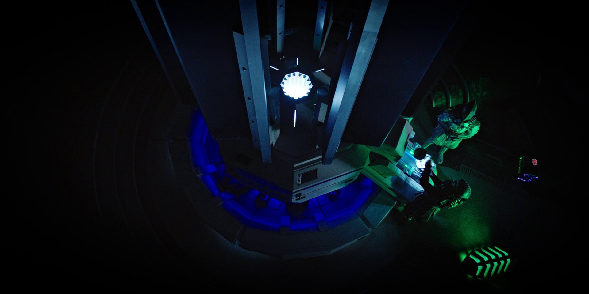 extant_StarTrekDiscovery_1x04-TheButchersKnifeCaresNotForTheLambsCry_3245.jpg