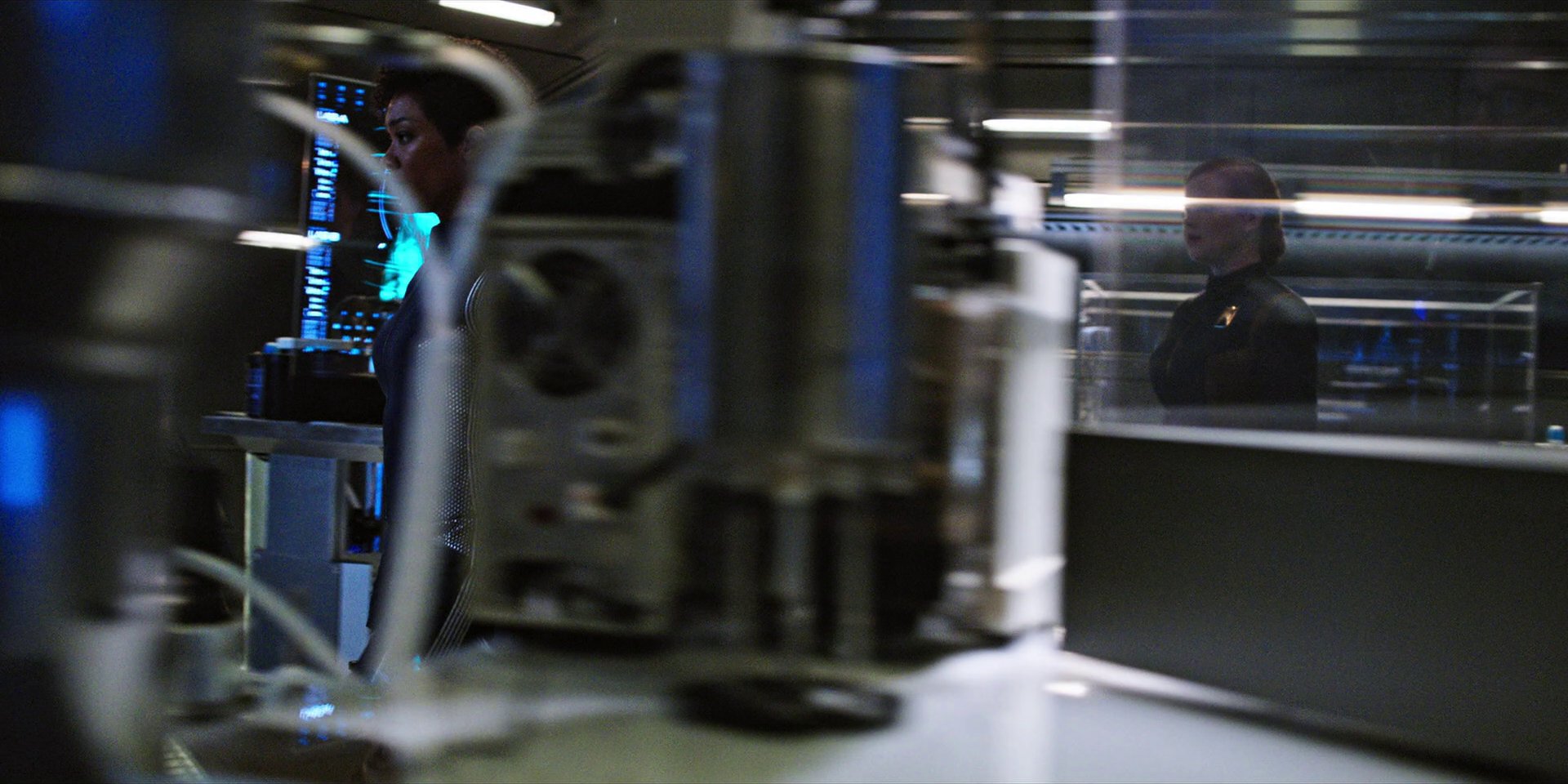 extant_StarTrekDiscovery_1x04-TheButchersKnifeCaresNotForTheLambsCry_3517.jpg