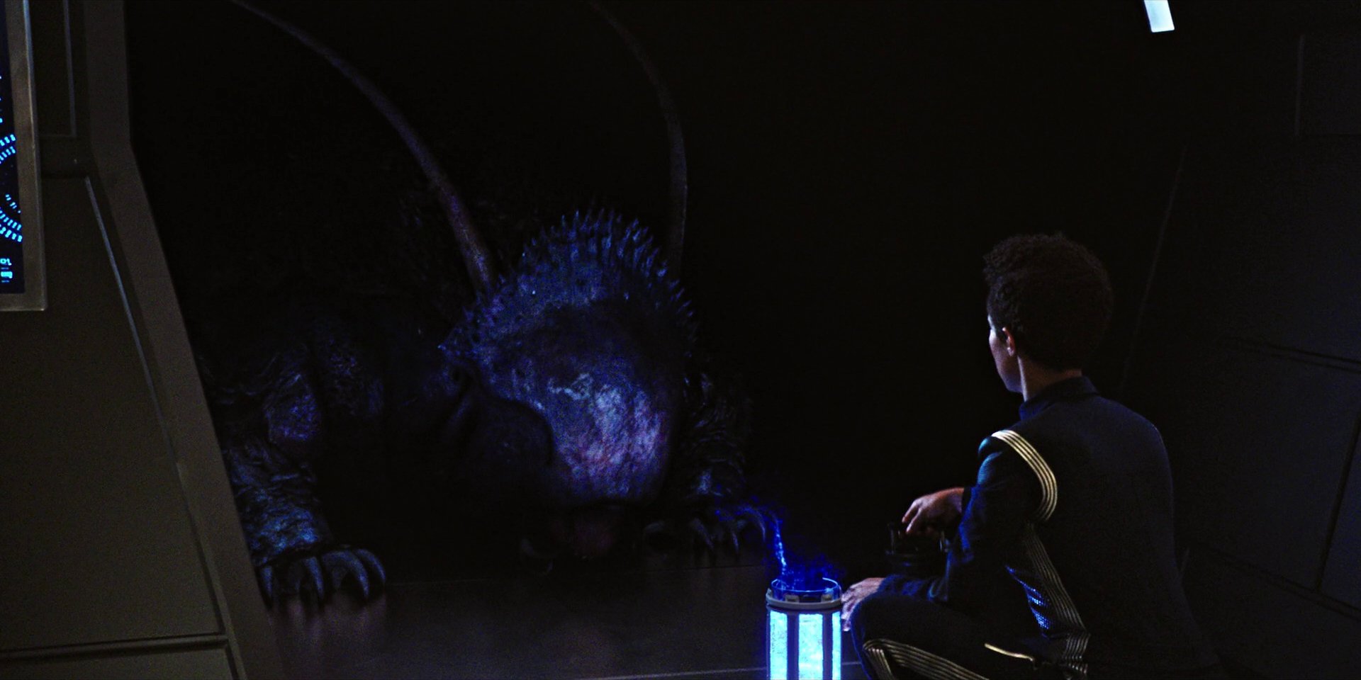 extant_StarTrekDiscovery_1x04-TheButchersKnifeCaresNotForTheLambsCry_3614.jpg