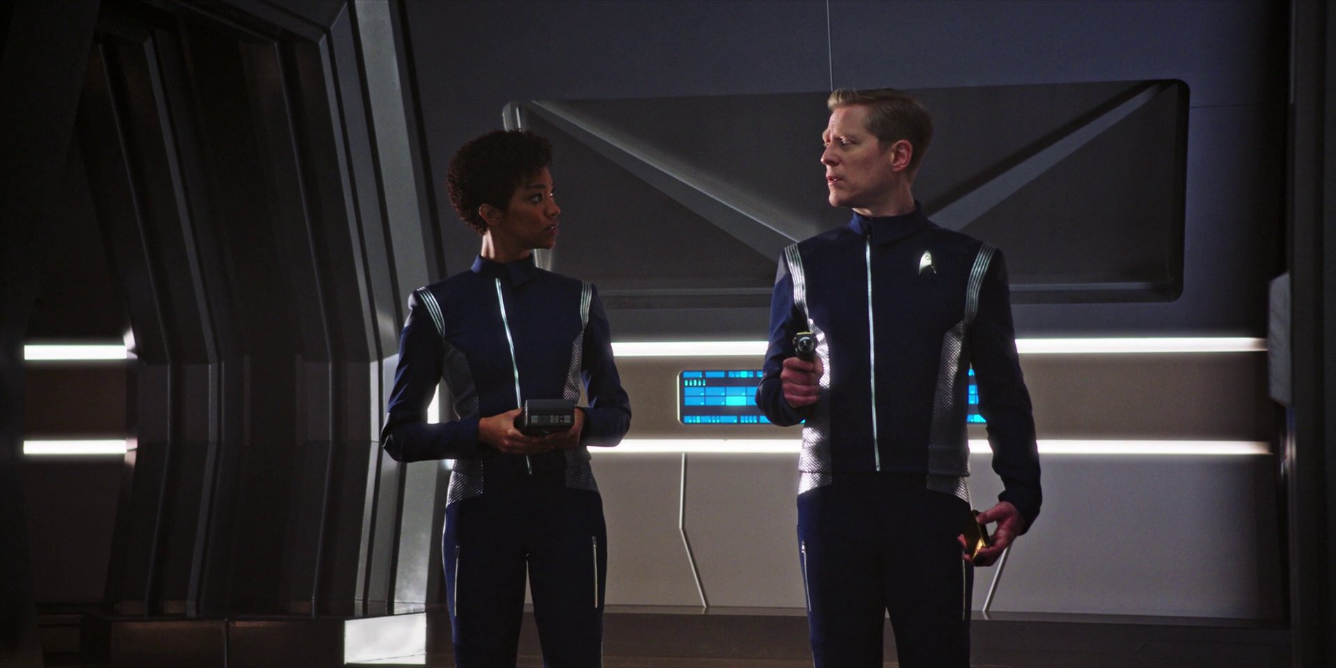 extant_StarTrekDiscovery_1x04-TheButchersKnifeCaresNotForTheLambsCry_3845.jpg