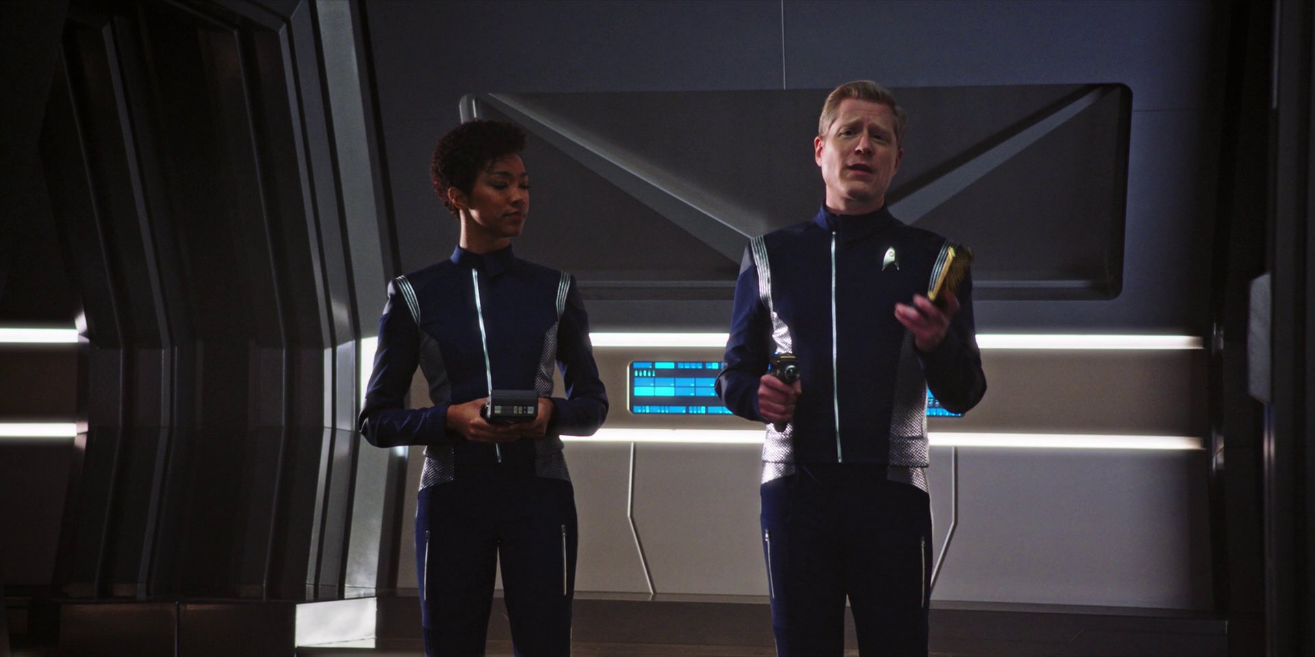 extant_StarTrekDiscovery_1x04-TheButchersKnifeCaresNotForTheLambsCry_3858.jpg