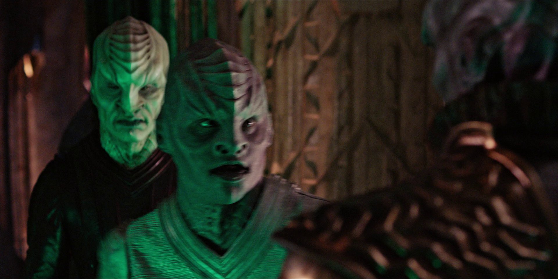 extant_StarTrekDiscovery_1x04-TheButchersKnifeCaresNotForTheLambsCry_4108.jpg