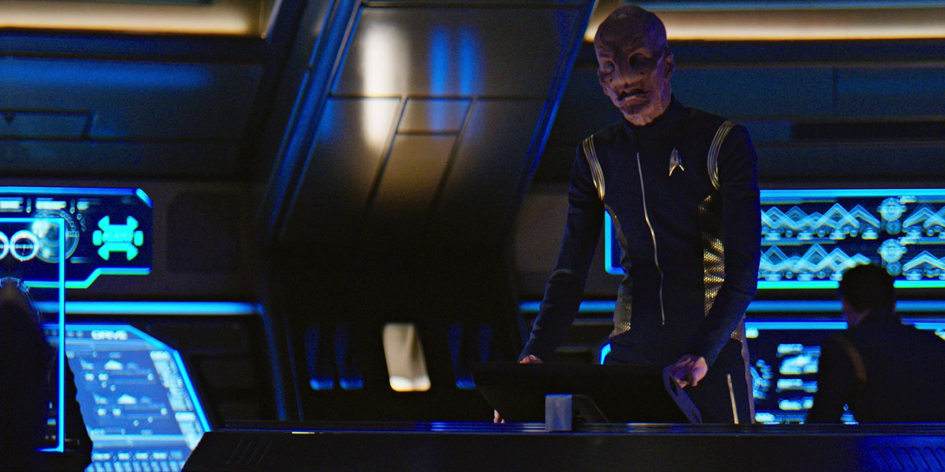 extant_StarTrekDiscovery_1x04-TheButchersKnifeCaresNotForTheLambsCry_4369.jpg