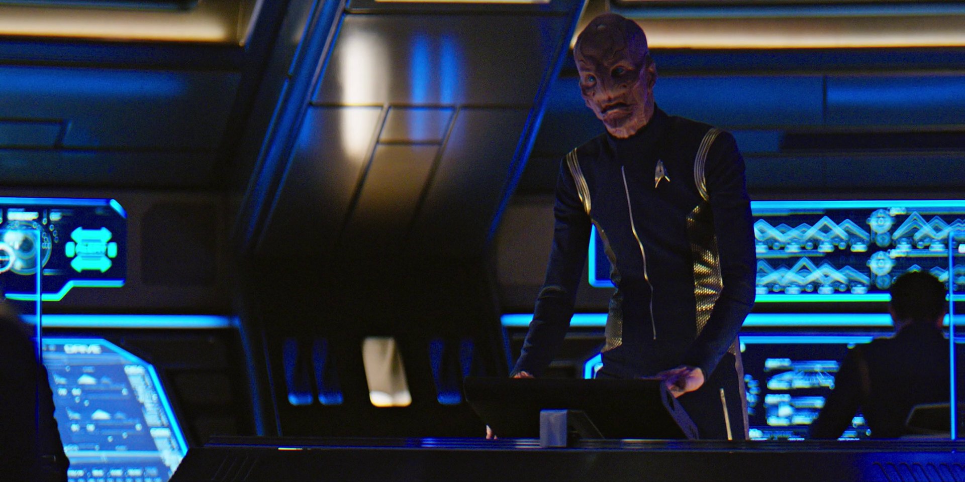 extant_StarTrekDiscovery_1x04-TheButchersKnifeCaresNotForTheLambsCry_4370.jpg