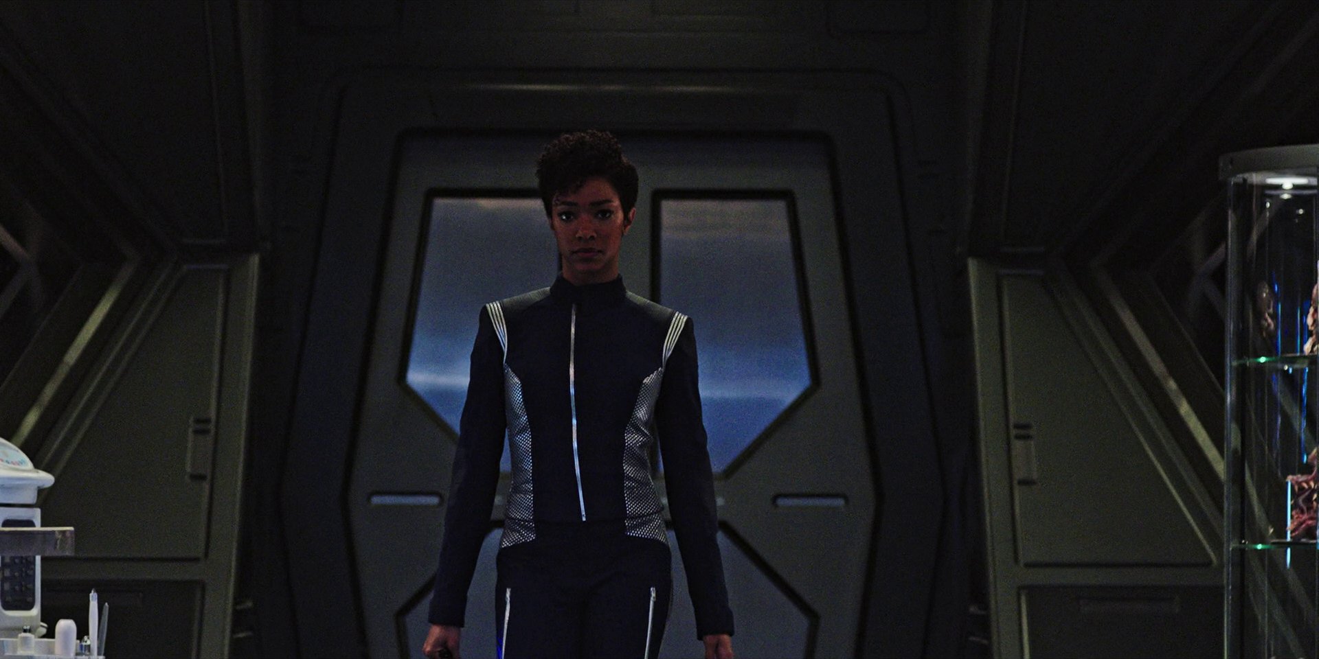 extant_StarTrekDiscovery_1x04-TheButchersKnifeCaresNotForTheLambsCry_4795.jpg