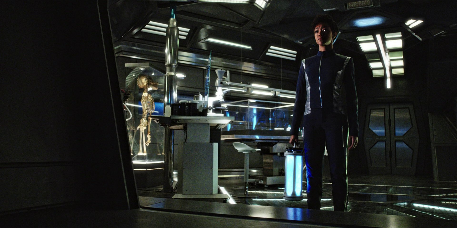extant_StarTrekDiscovery_1x04-TheButchersKnifeCaresNotForTheLambsCry_4819.jpg