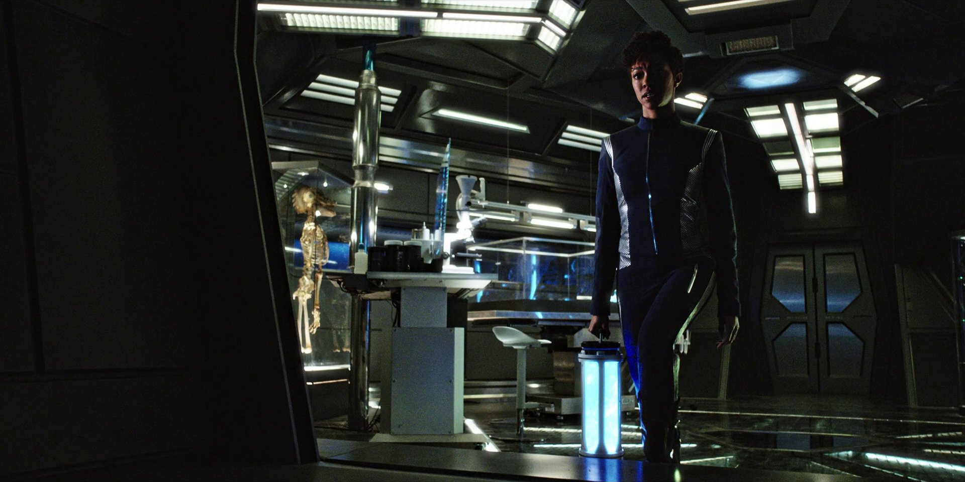 extant_StarTrekDiscovery_1x04-TheButchersKnifeCaresNotForTheLambsCry_4825.jpg