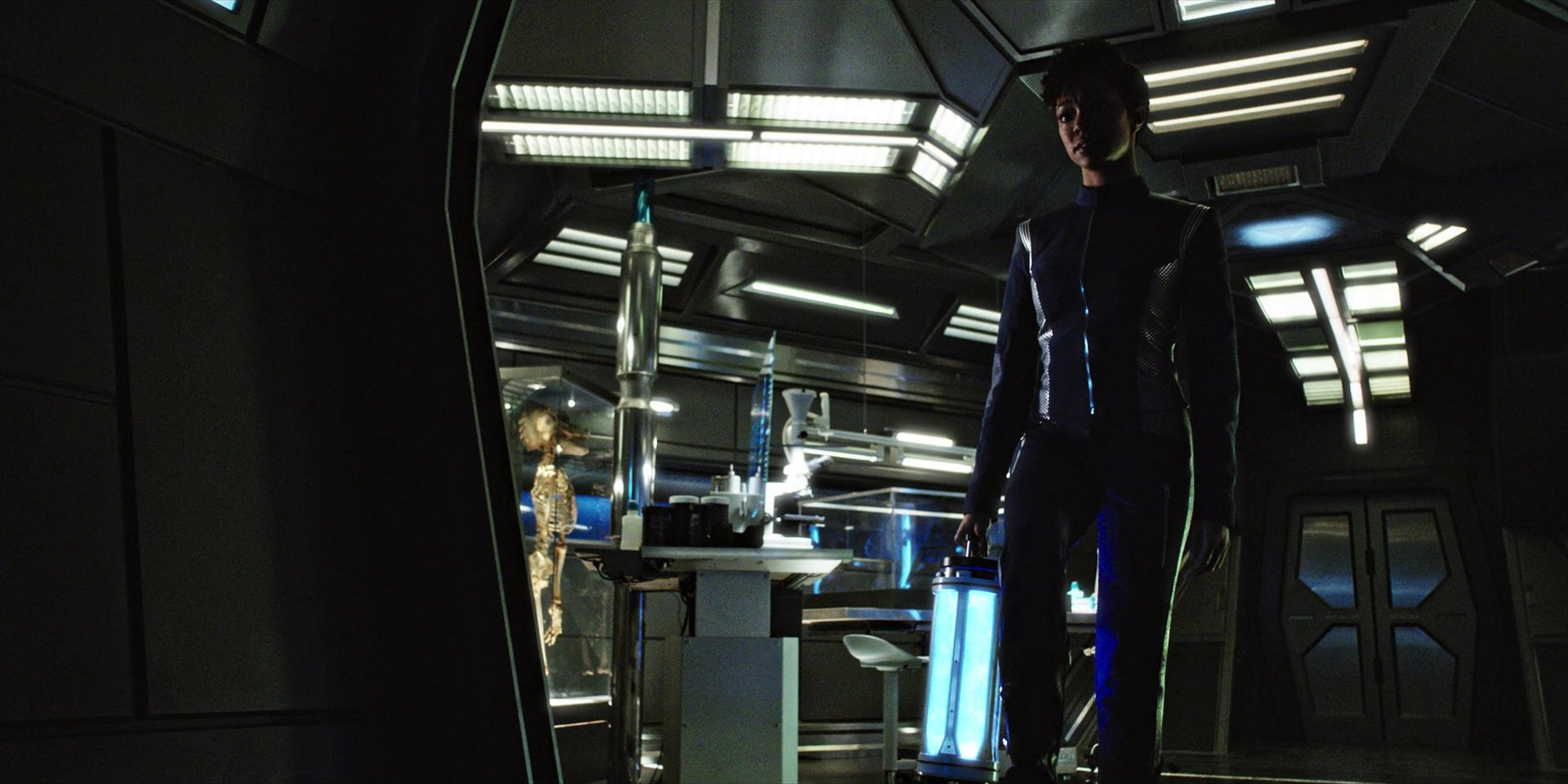 extant_StarTrekDiscovery_1x04-TheButchersKnifeCaresNotForTheLambsCry_4827.jpg