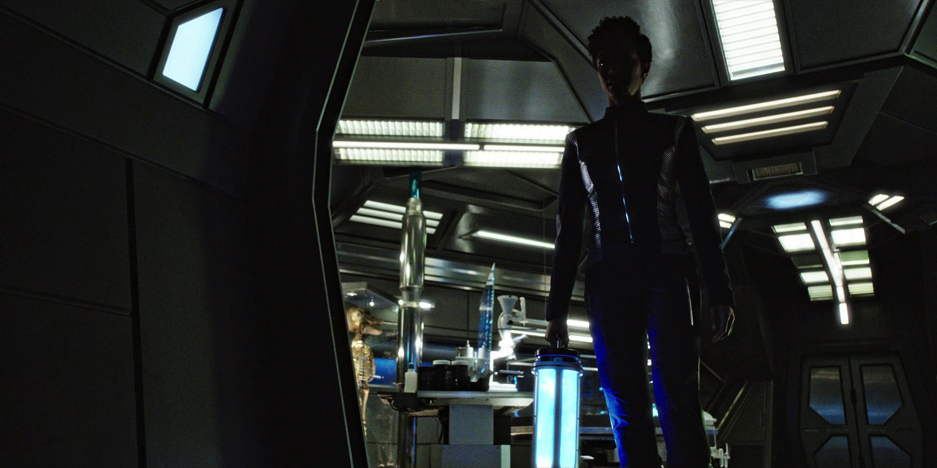 extant_StarTrekDiscovery_1x04-TheButchersKnifeCaresNotForTheLambsCry_4830.jpg