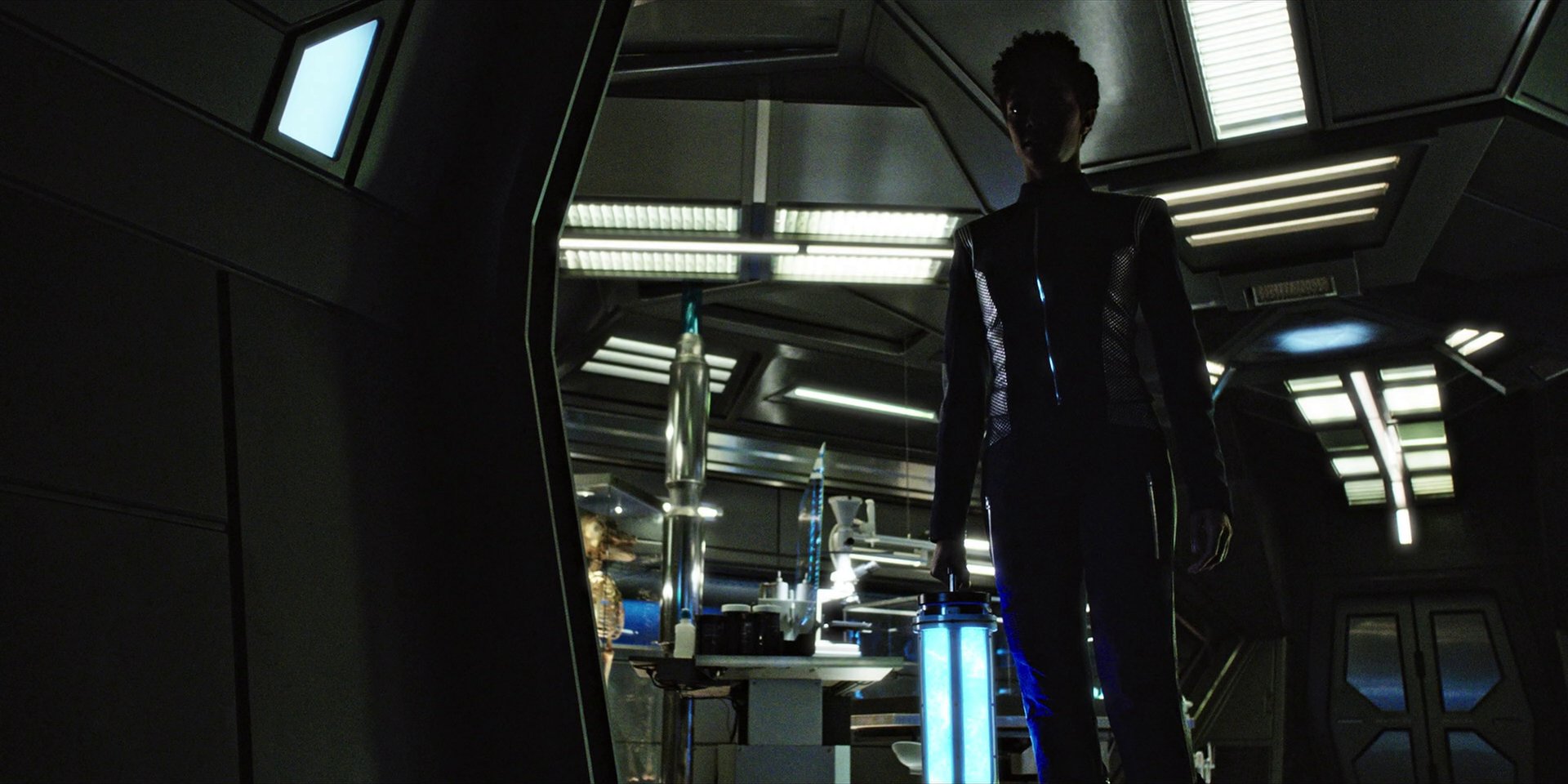 extant_StarTrekDiscovery_1x04-TheButchersKnifeCaresNotForTheLambsCry_4831.jpg