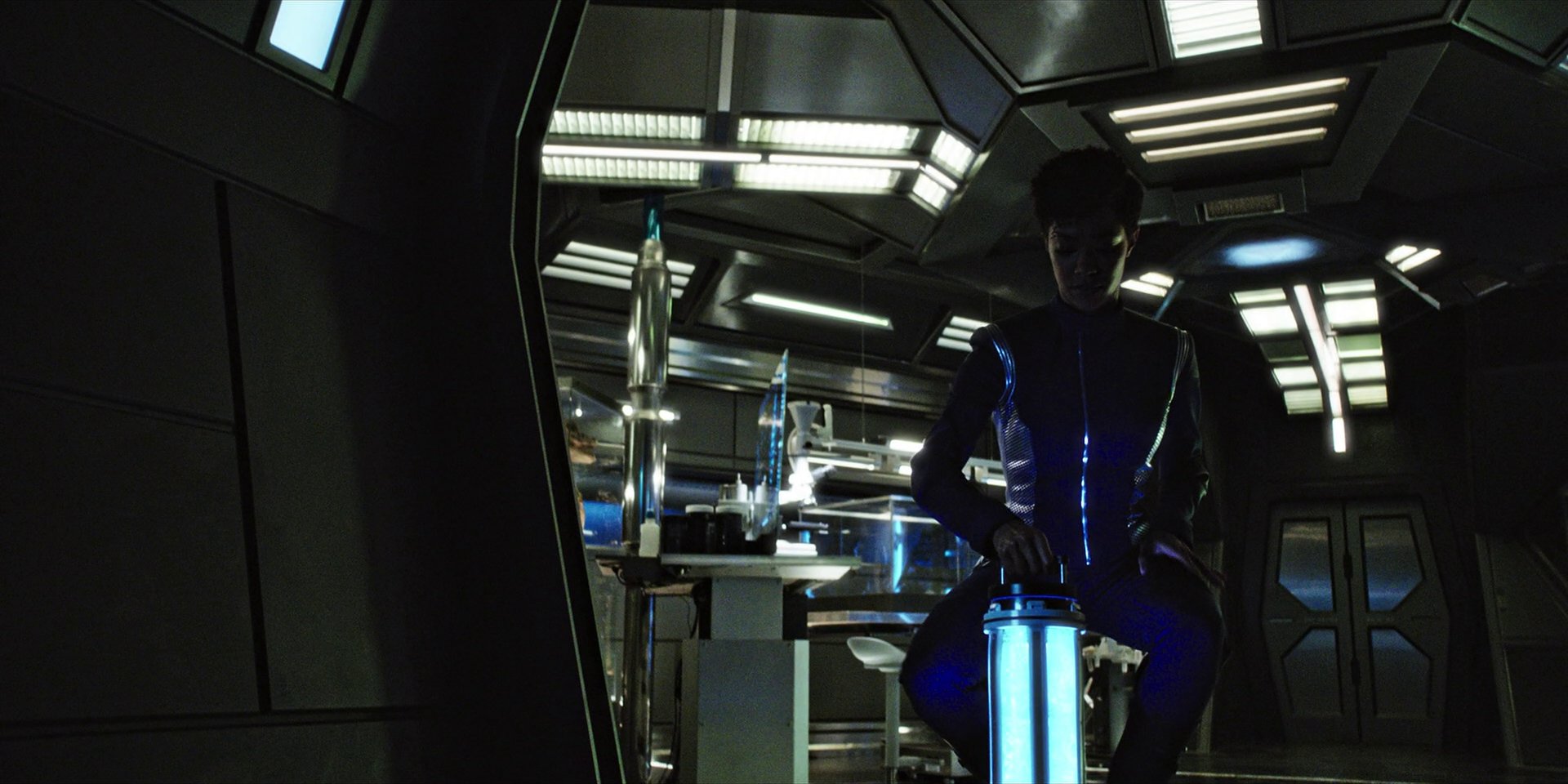 extant_StarTrekDiscovery_1x04-TheButchersKnifeCaresNotForTheLambsCry_4837.jpg