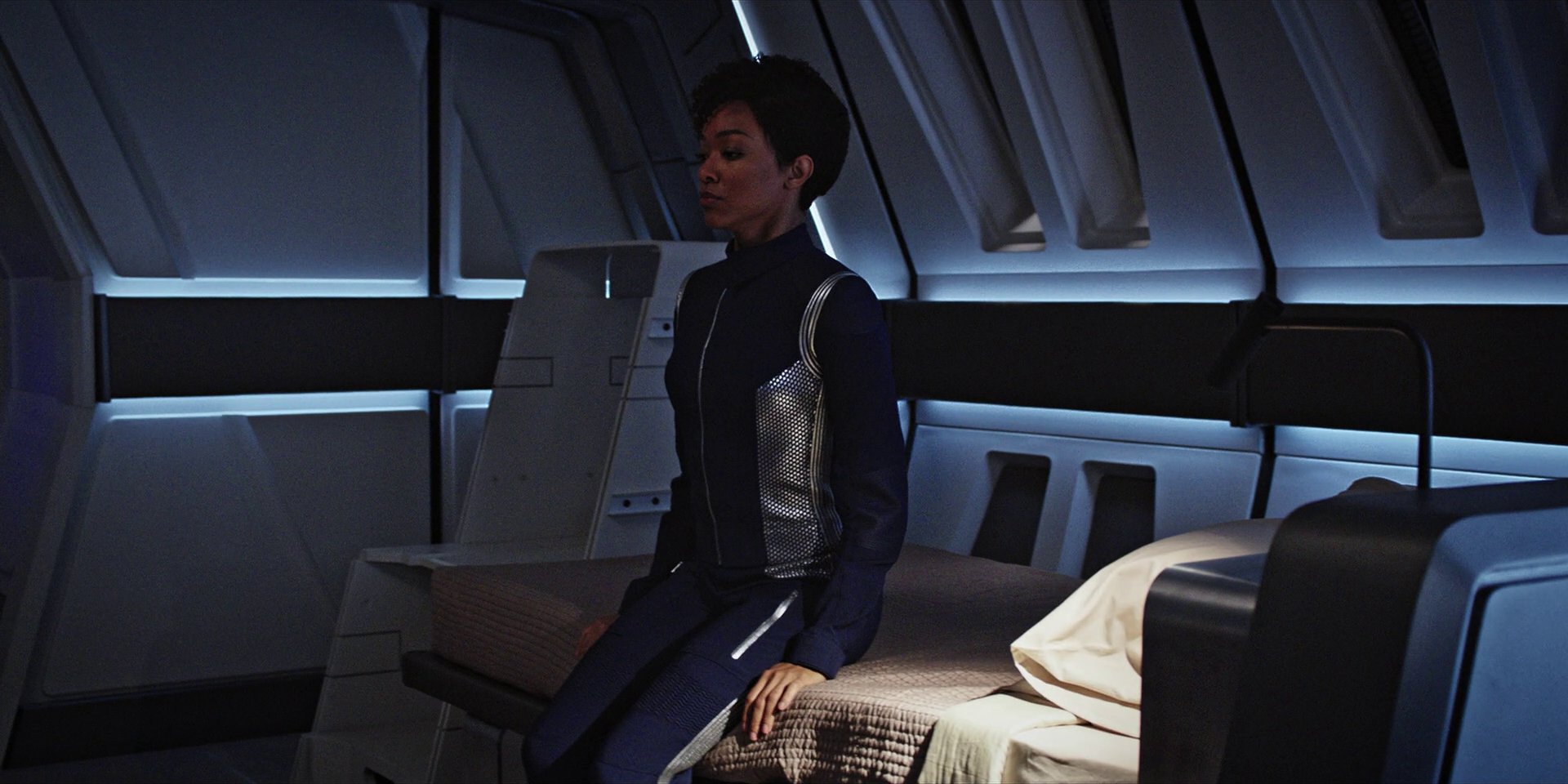 extant_StarTrekDiscovery_1x04-TheButchersKnifeCaresNotForTheLambsCry_5070.jpg