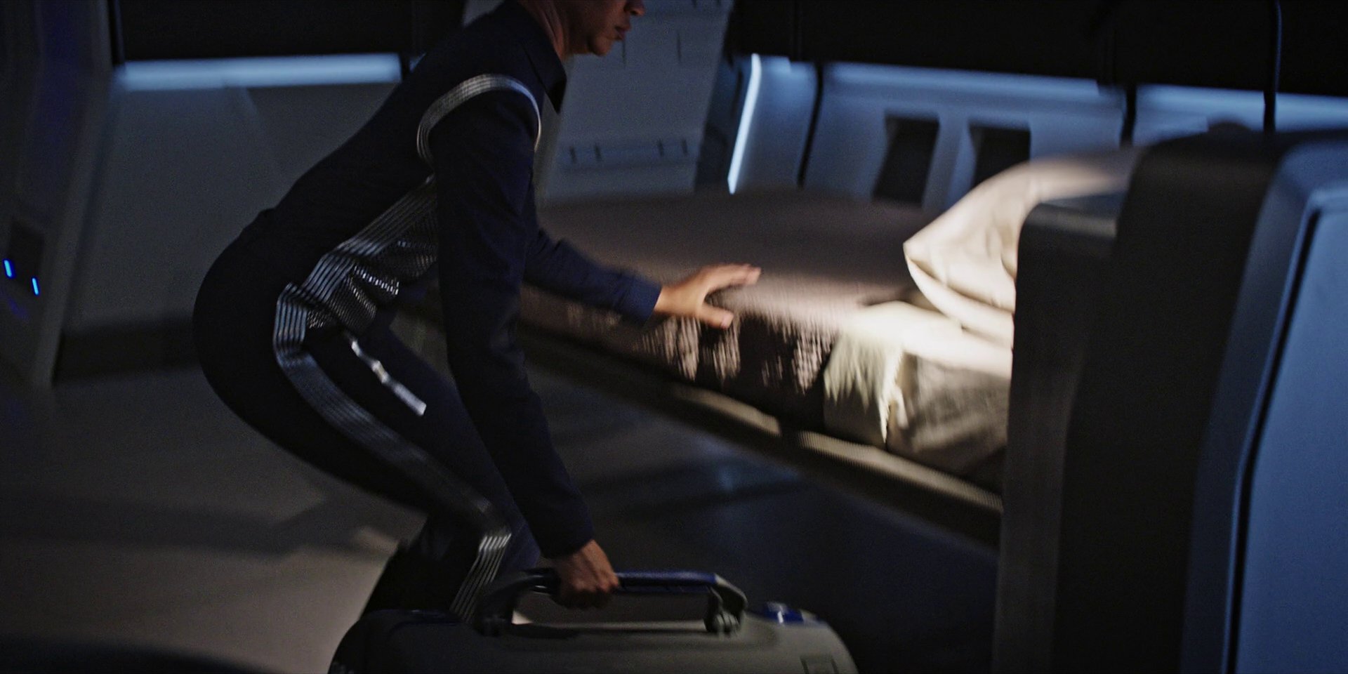 extant_StarTrekDiscovery_1x04-TheButchersKnifeCaresNotForTheLambsCry_5083.jpg