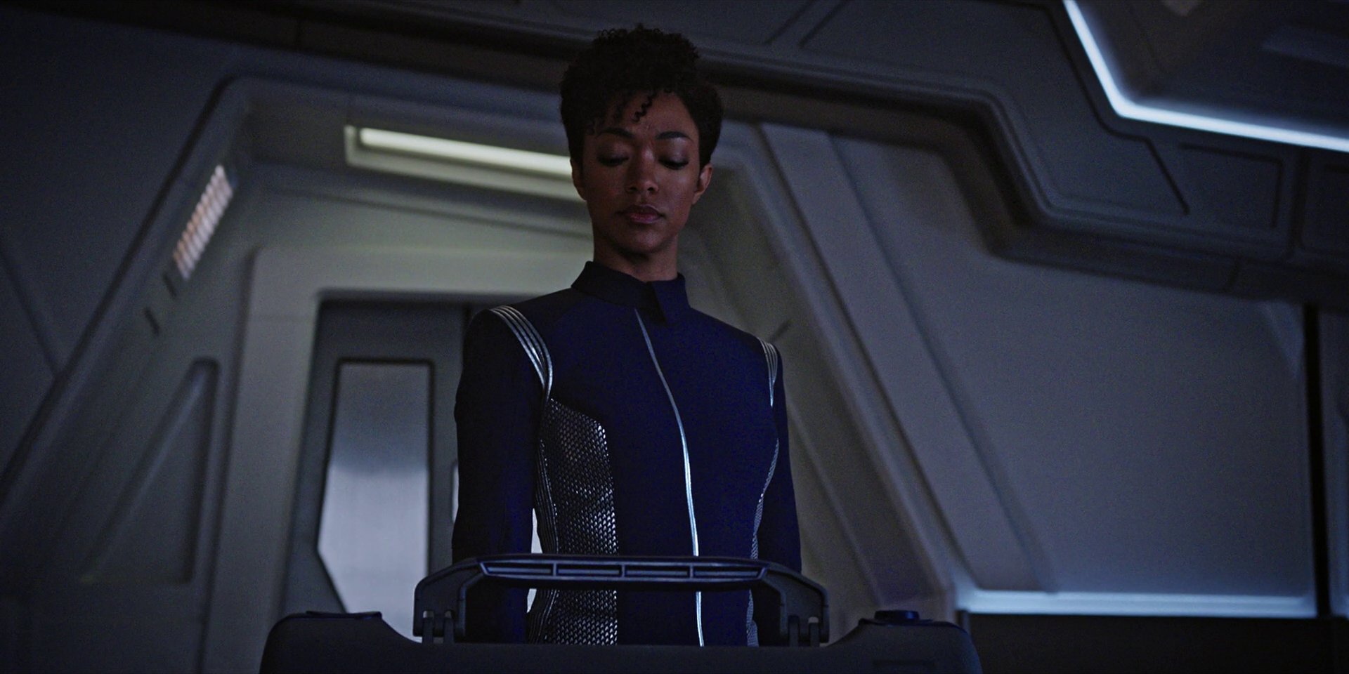 extant_StarTrekDiscovery_1x04-TheButchersKnifeCaresNotForTheLambsCry_5115.jpg