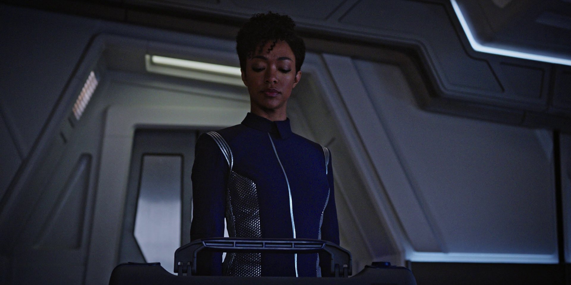 extant_StarTrekDiscovery_1x04-TheButchersKnifeCaresNotForTheLambsCry_5116.jpg