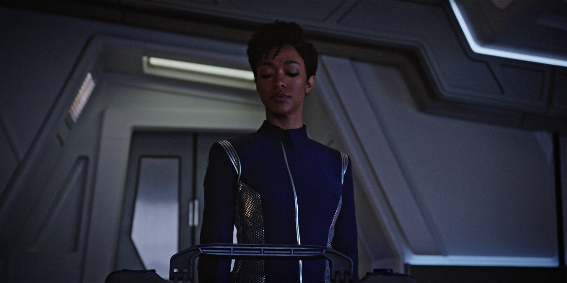extant_StarTrekDiscovery_1x04-TheButchersKnifeCaresNotForTheLambsCry_5119.jpg