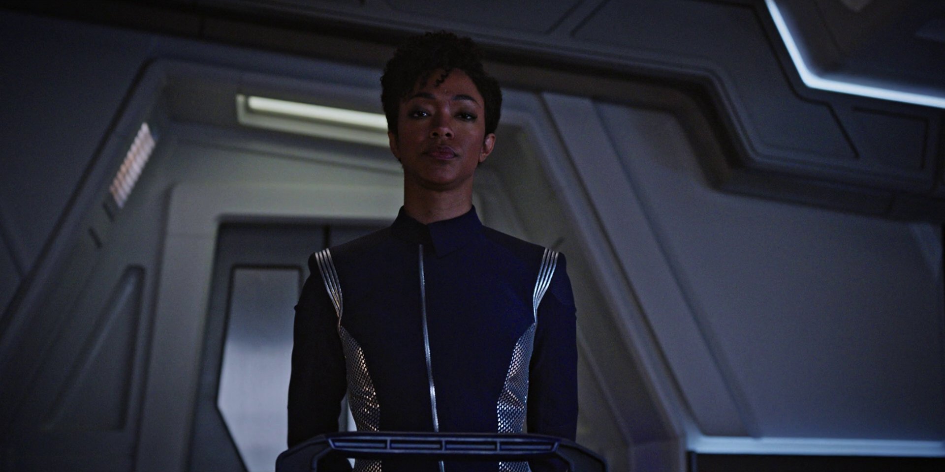 extant_StarTrekDiscovery_1x04-TheButchersKnifeCaresNotForTheLambsCry_5126.jpg