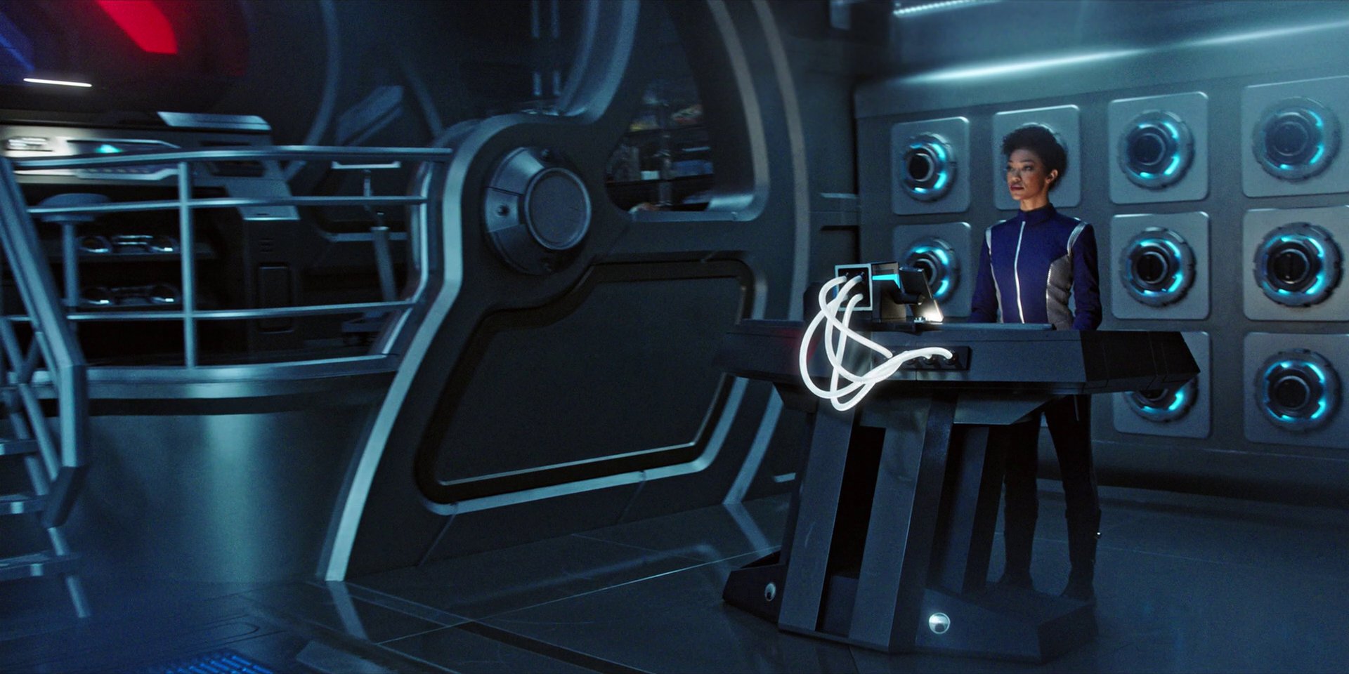 extant_StarTrekDiscovery_1x05-ChooseYourPain_0167.jpg