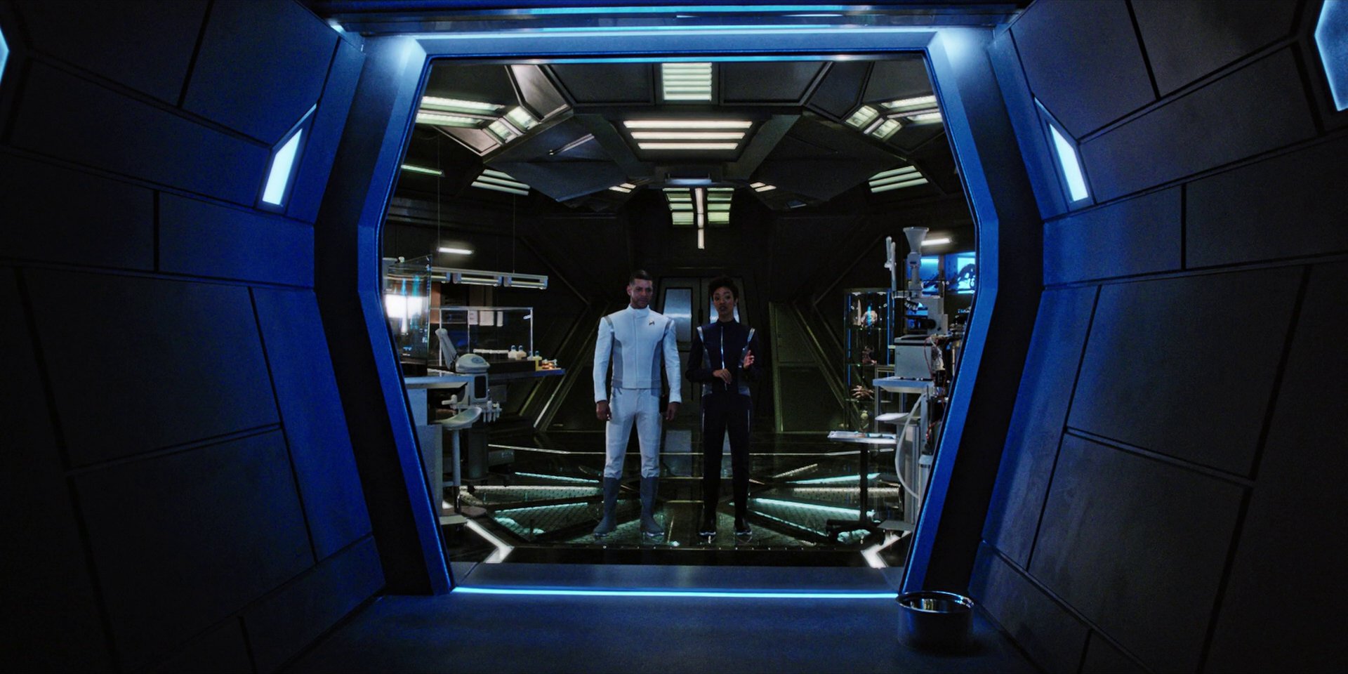 extant_StarTrekDiscovery_1x05-ChooseYourPain_0249.jpg