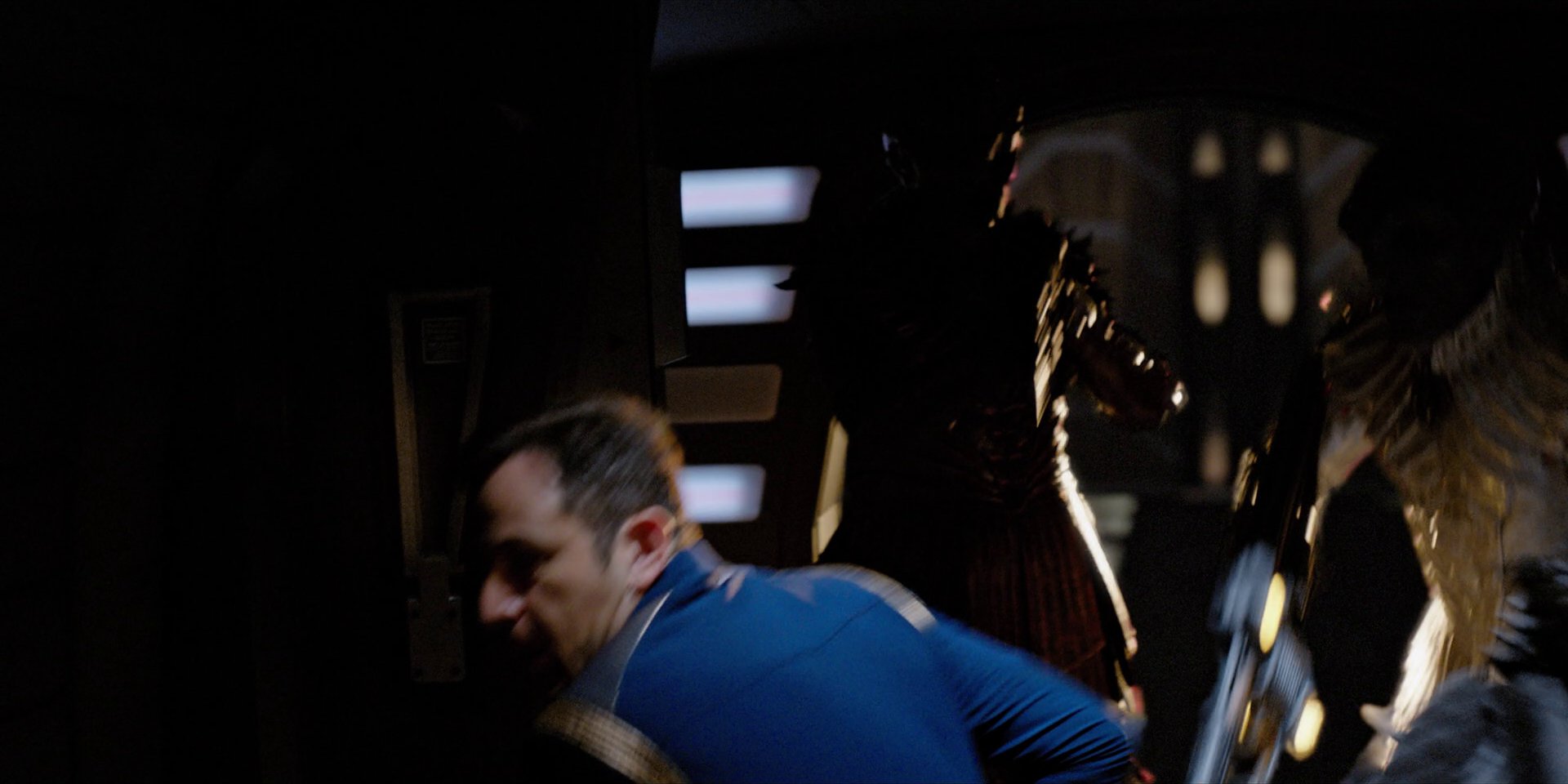 extant_StarTrekDiscovery_1x05-ChooseYourPain_0800.jpg
