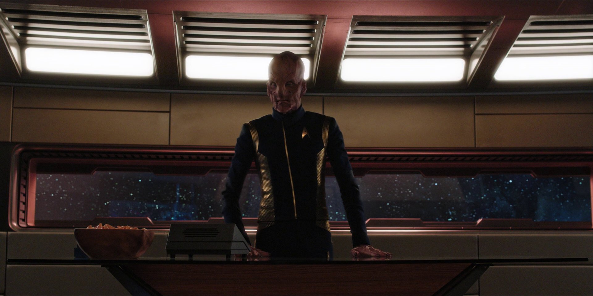 extant_StarTrekDiscovery_1x05-ChooseYourPain_1242.jpg