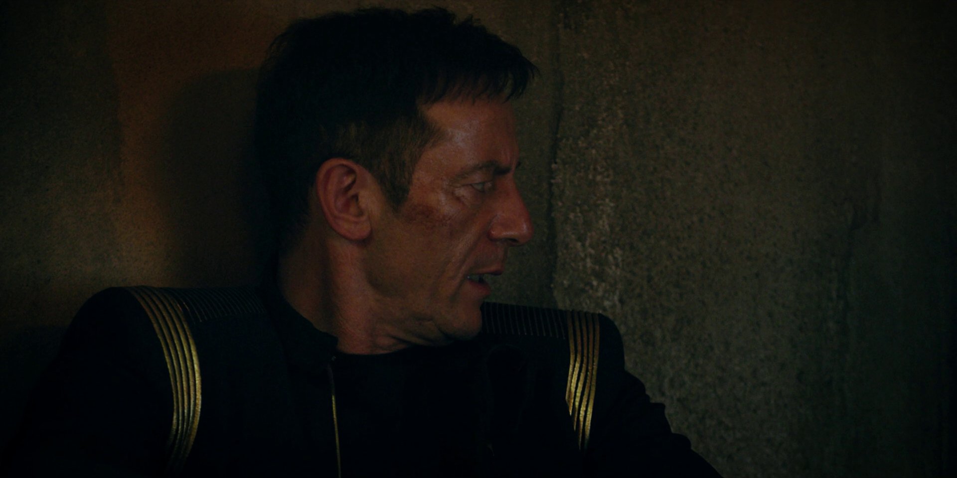 extant_StarTrekDiscovery_1x05-ChooseYourPain_1968.jpg