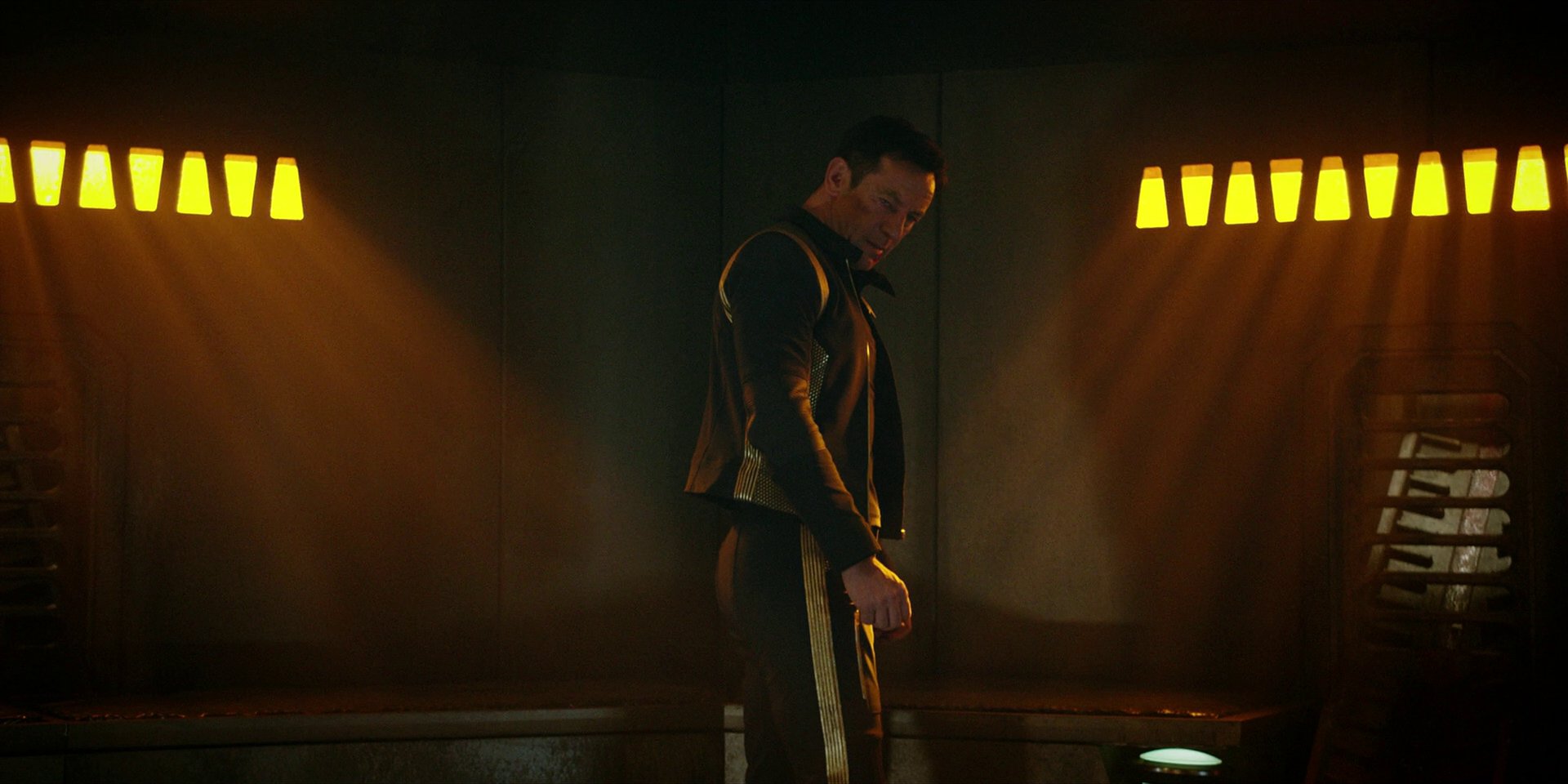 extant_StarTrekDiscovery_1x05-ChooseYourPain_3081.jpg