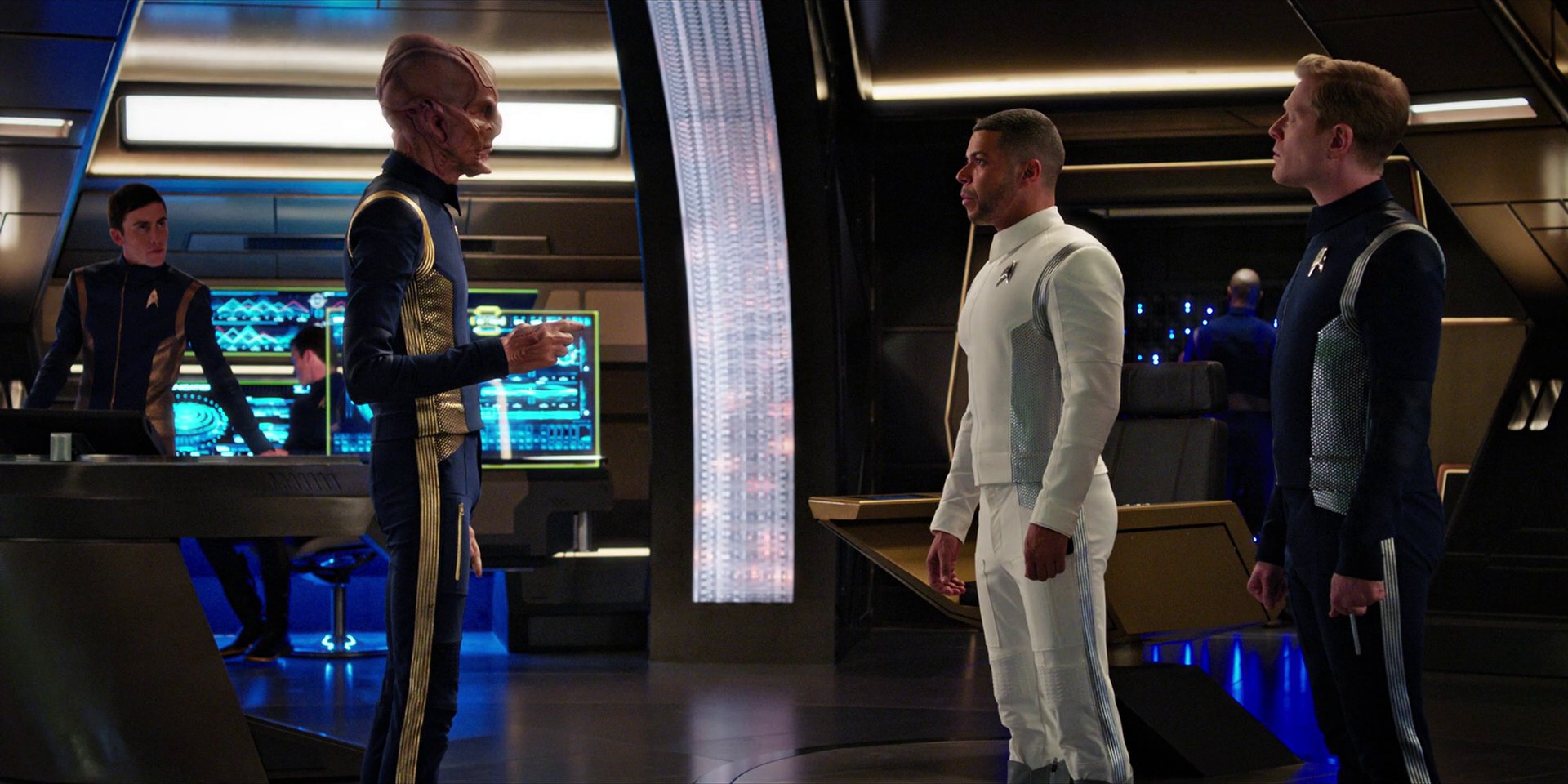 extant_StarTrekDiscovery_1x05-ChooseYourPain_3371.jpg