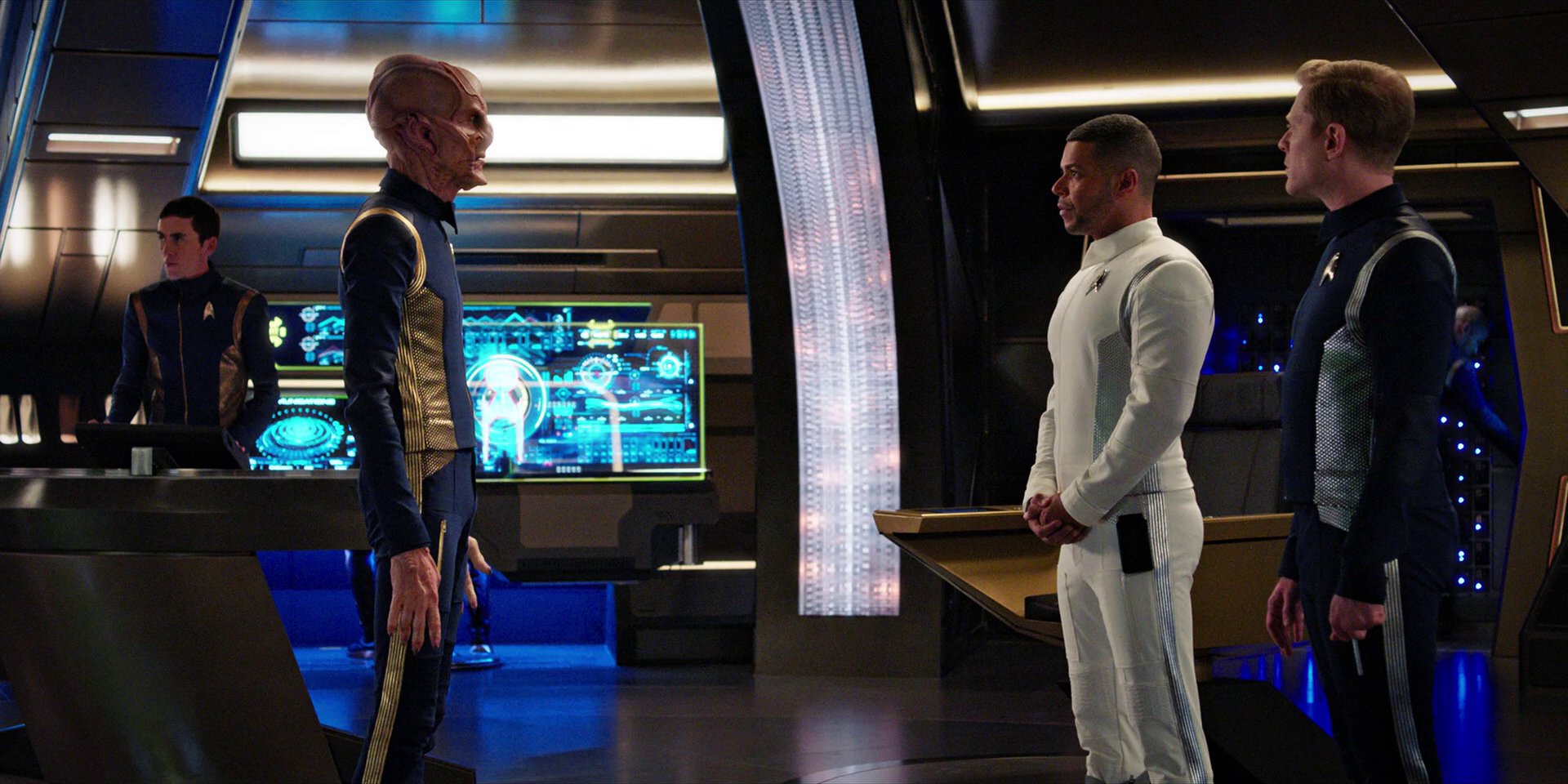 extant_StarTrekDiscovery_1x05-ChooseYourPain_3447.jpg